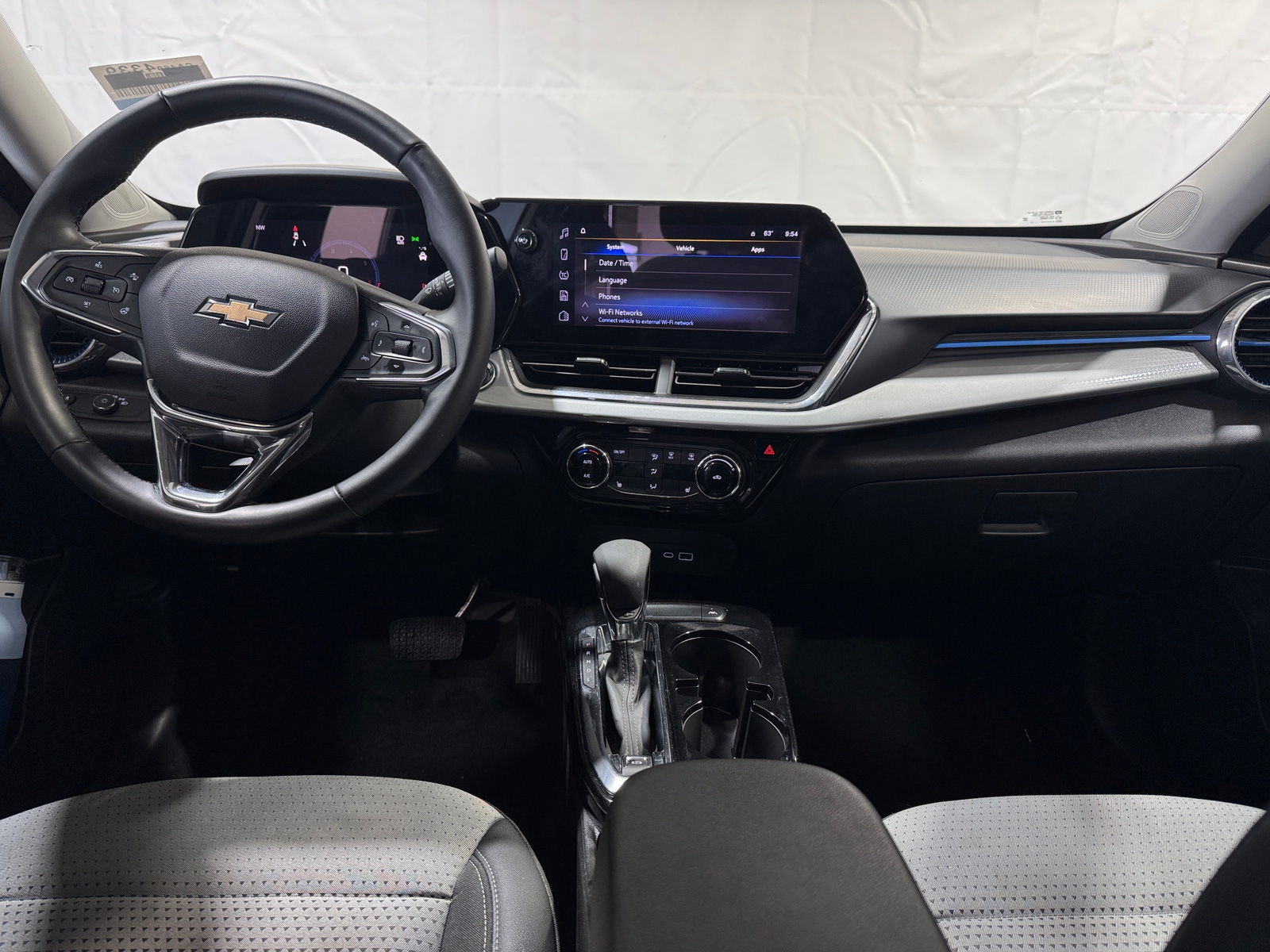 Thumbnail: 2025 Chevrolet Trax - 3