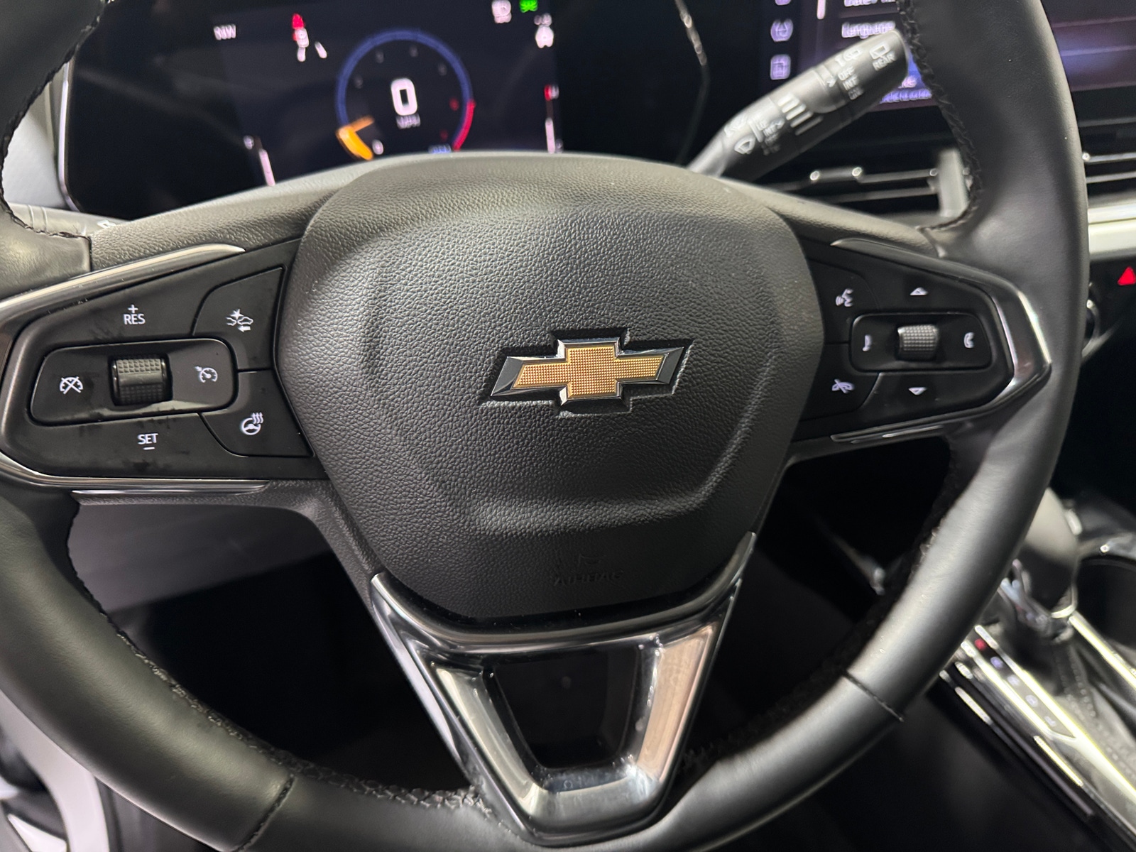 Thumbnail: 2025 Chevrolet Trax - 5