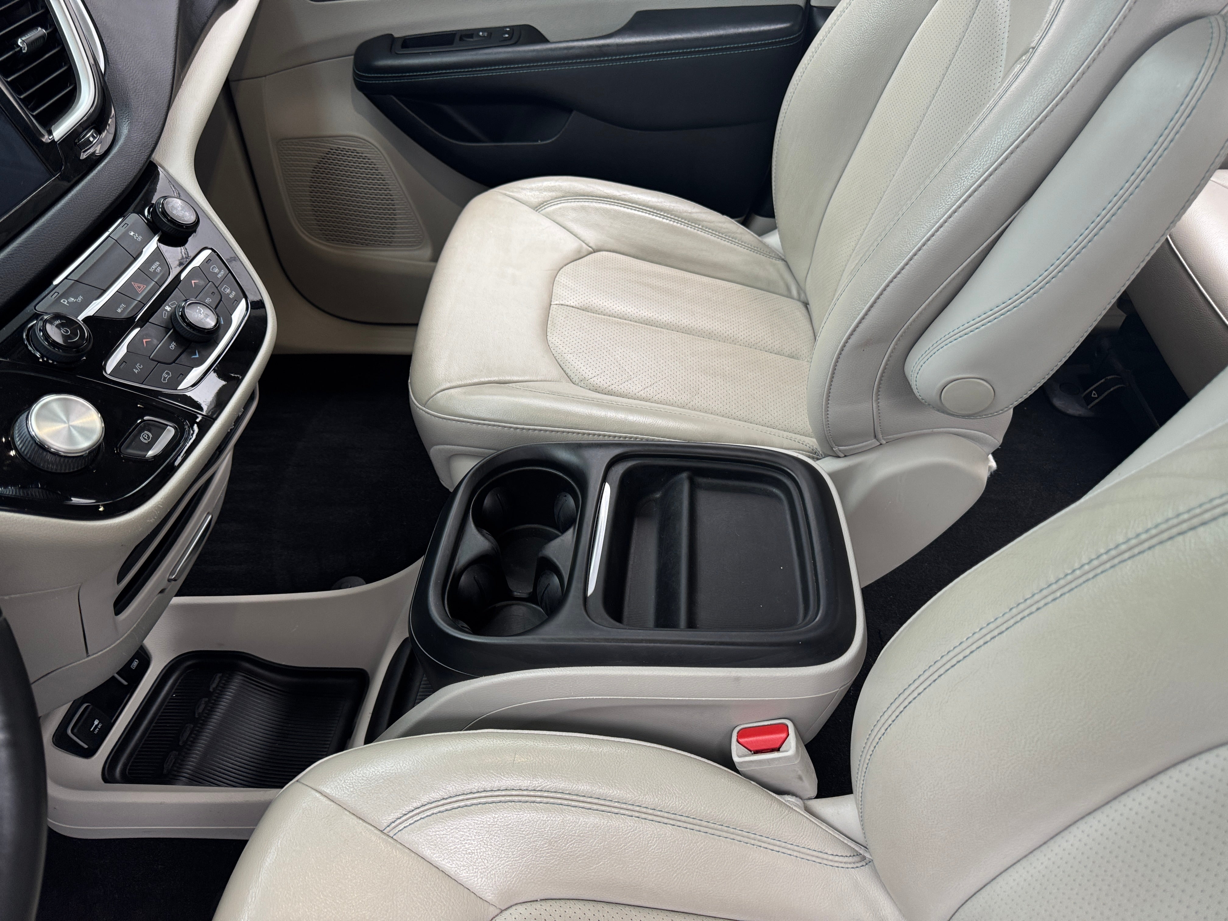 2020 Chrysler Pacifica Hybrid