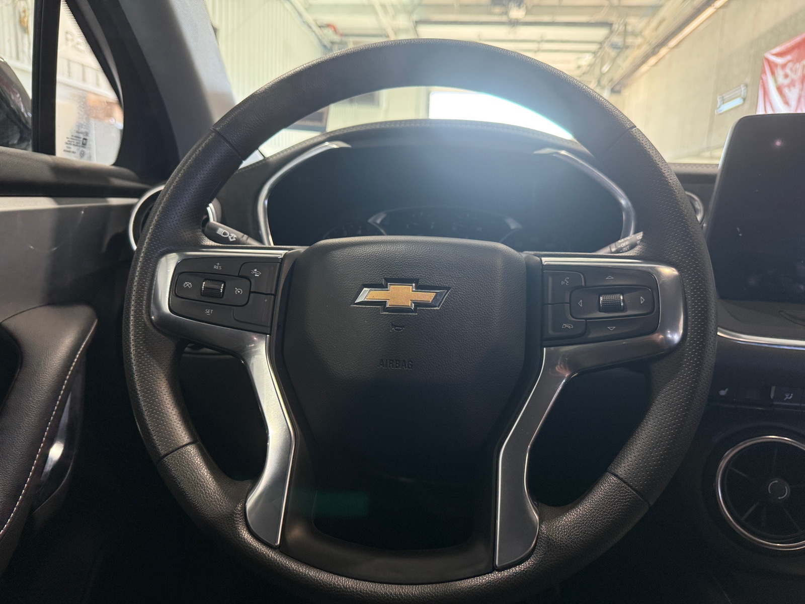 Thumbnail: 2025 Chevrolet Blazer - 5