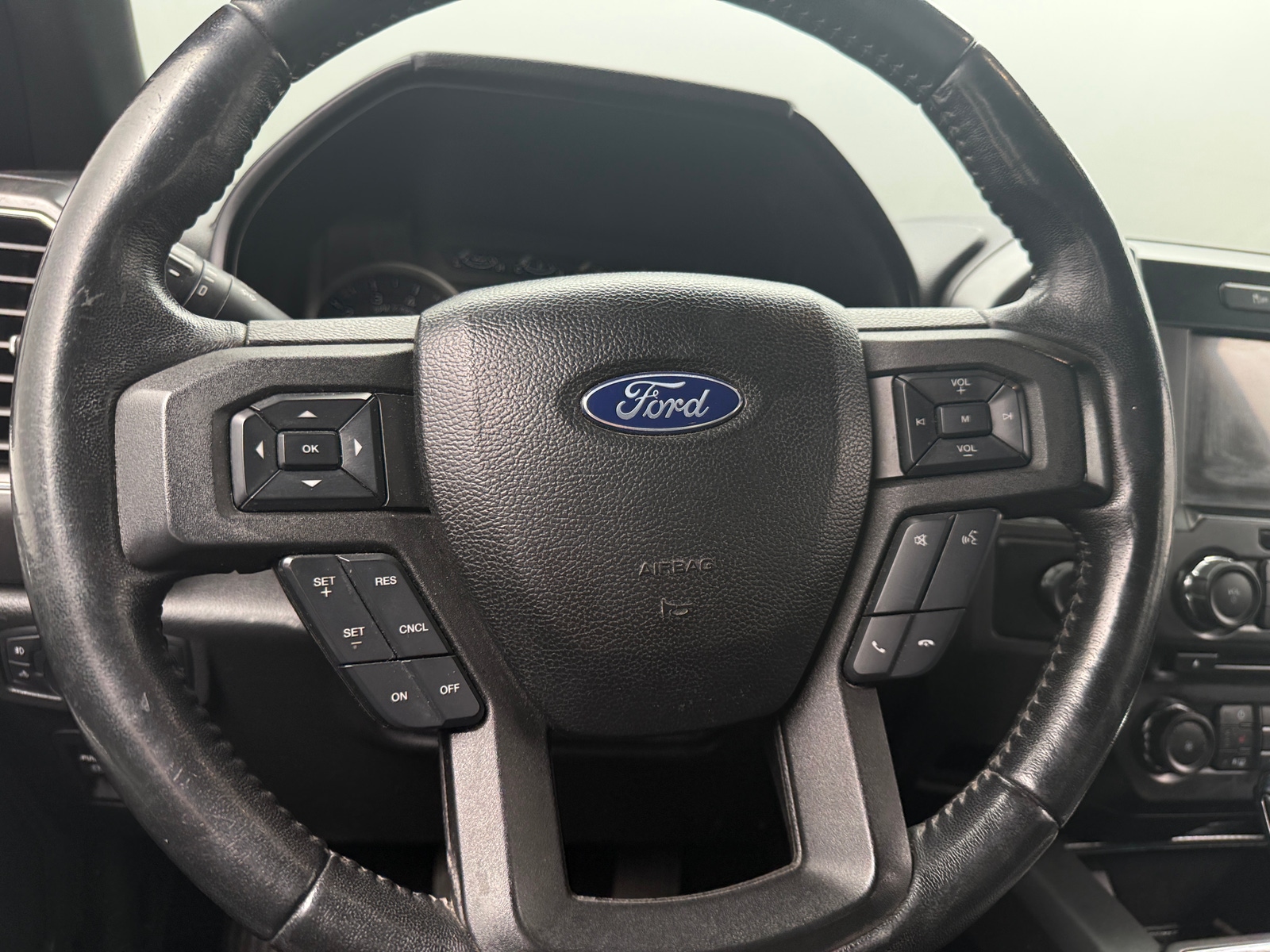 Thumbnail: 2018 Ford Econoline - 5