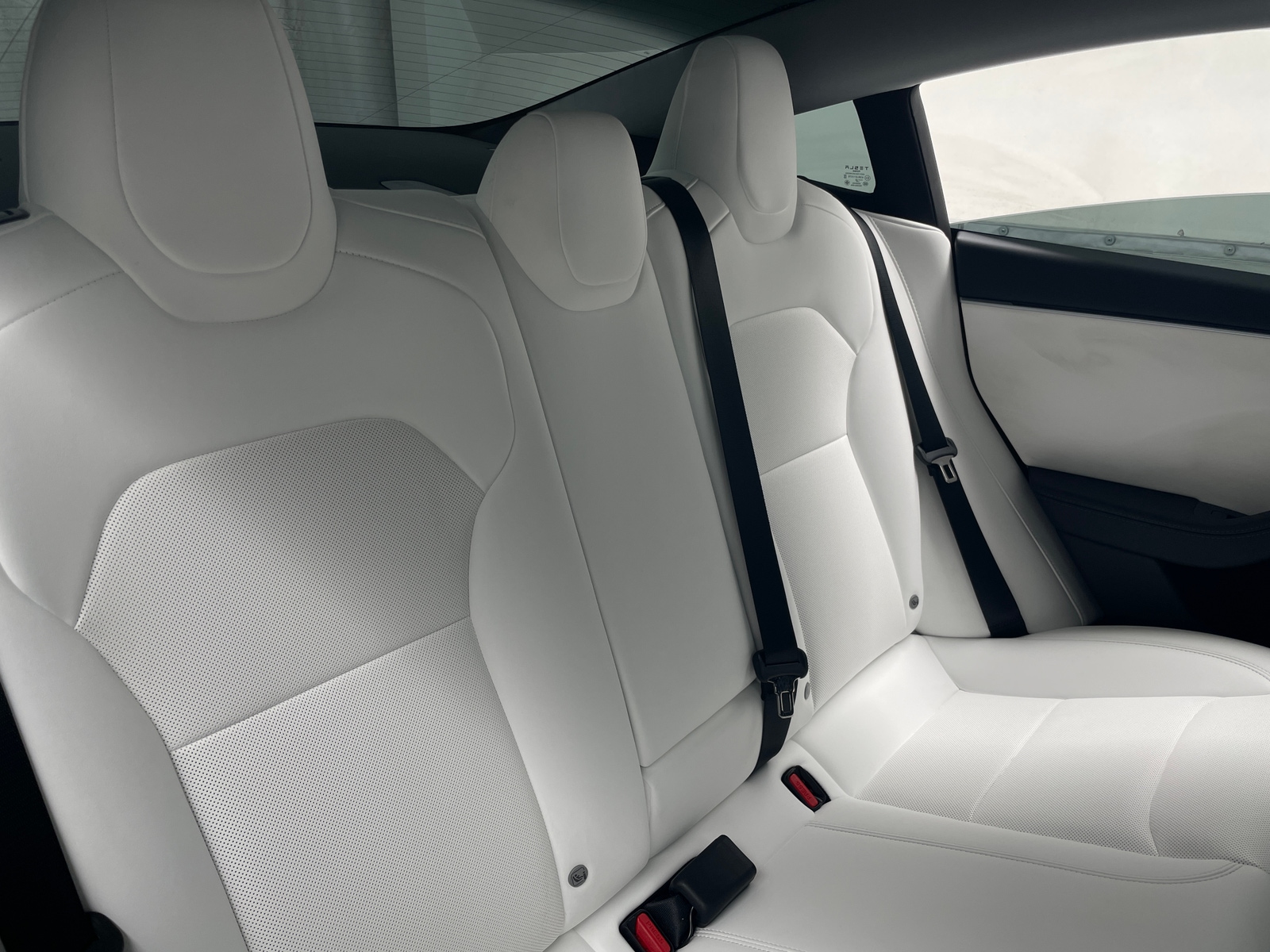 Thumbnail: 2025 Tesla Model 3 - 4