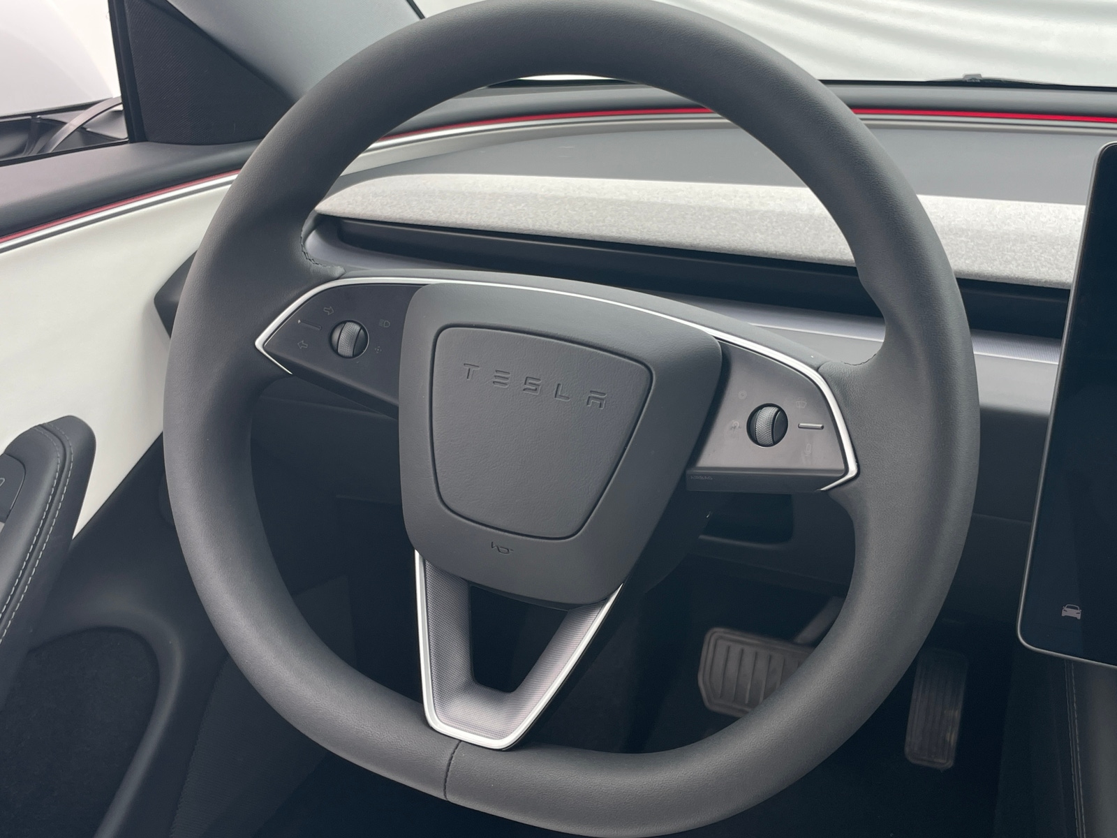 Thumbnail: 2025 Tesla Model 3 - 3