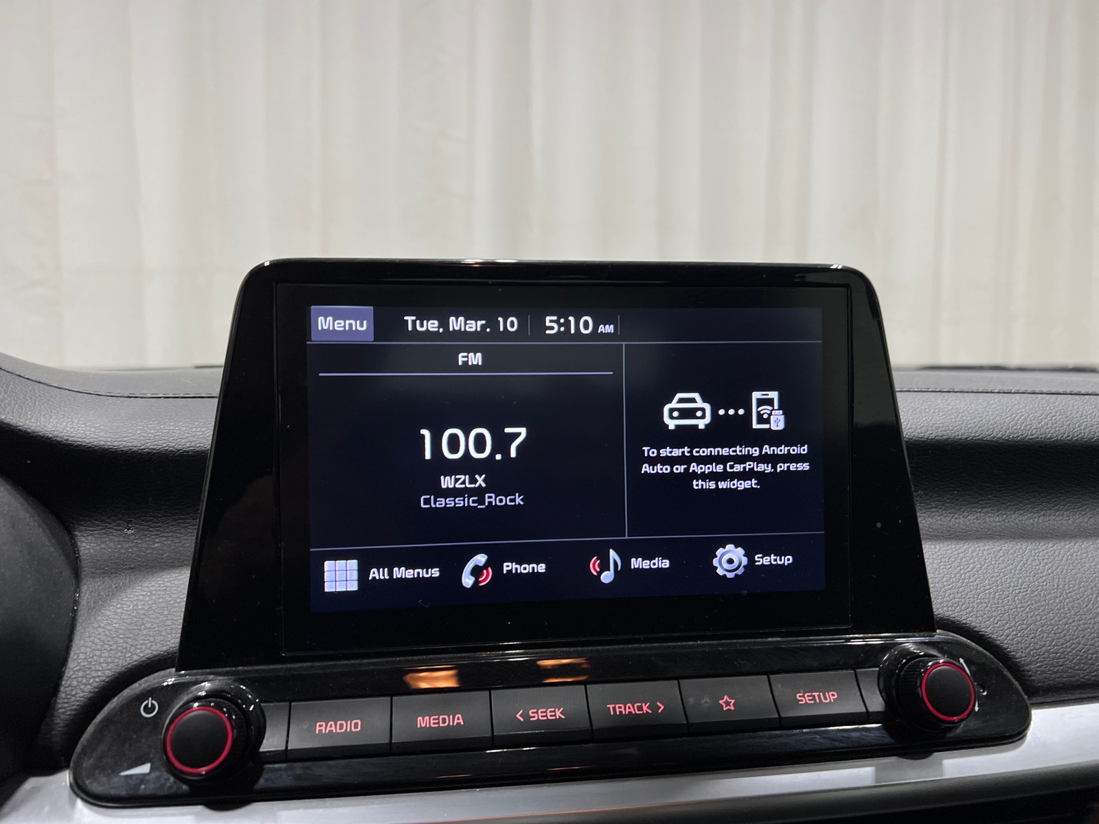 Thumbnail: 2022 Kia Forte - 4