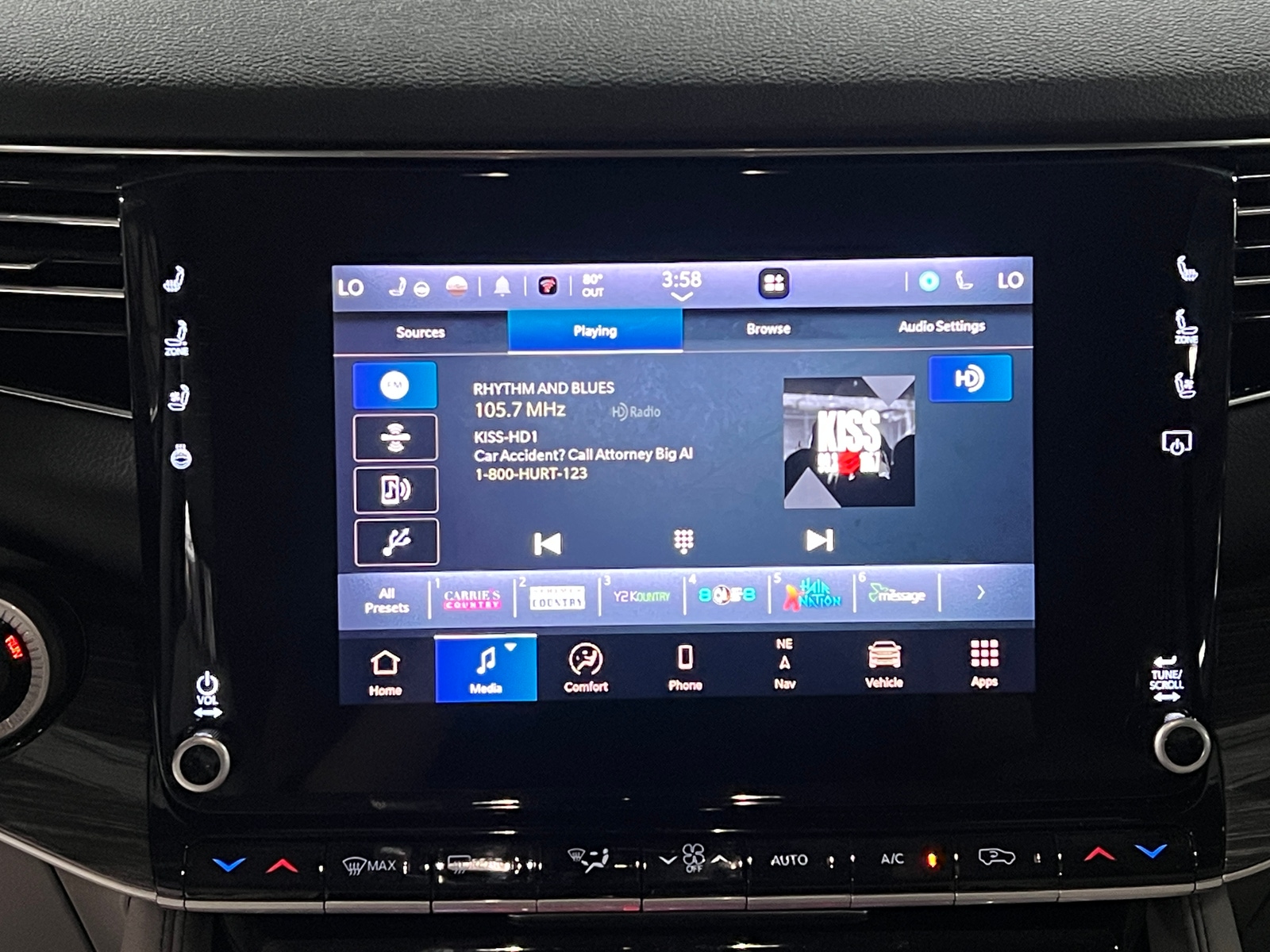 Thumbnail: 2022 Jeep Wagoneer - 3