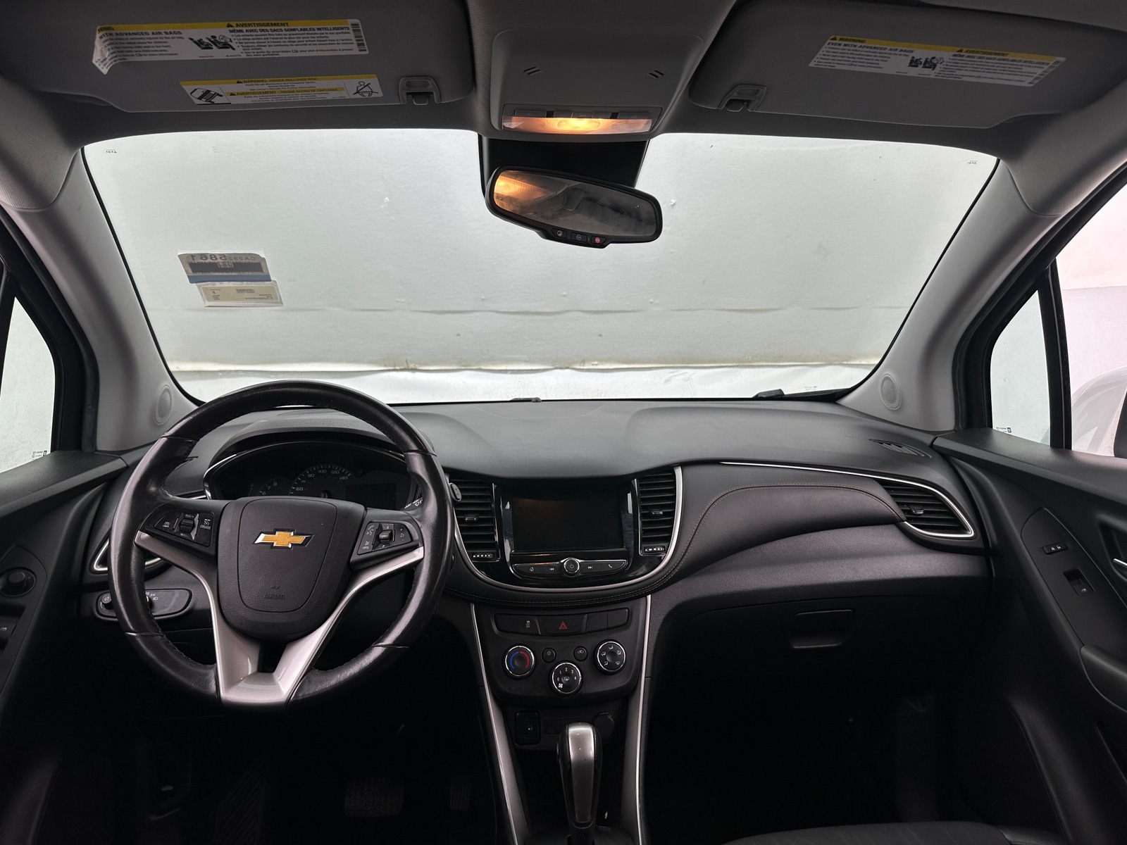 Thumbnail: 2020 Chevrolet Trax - 3