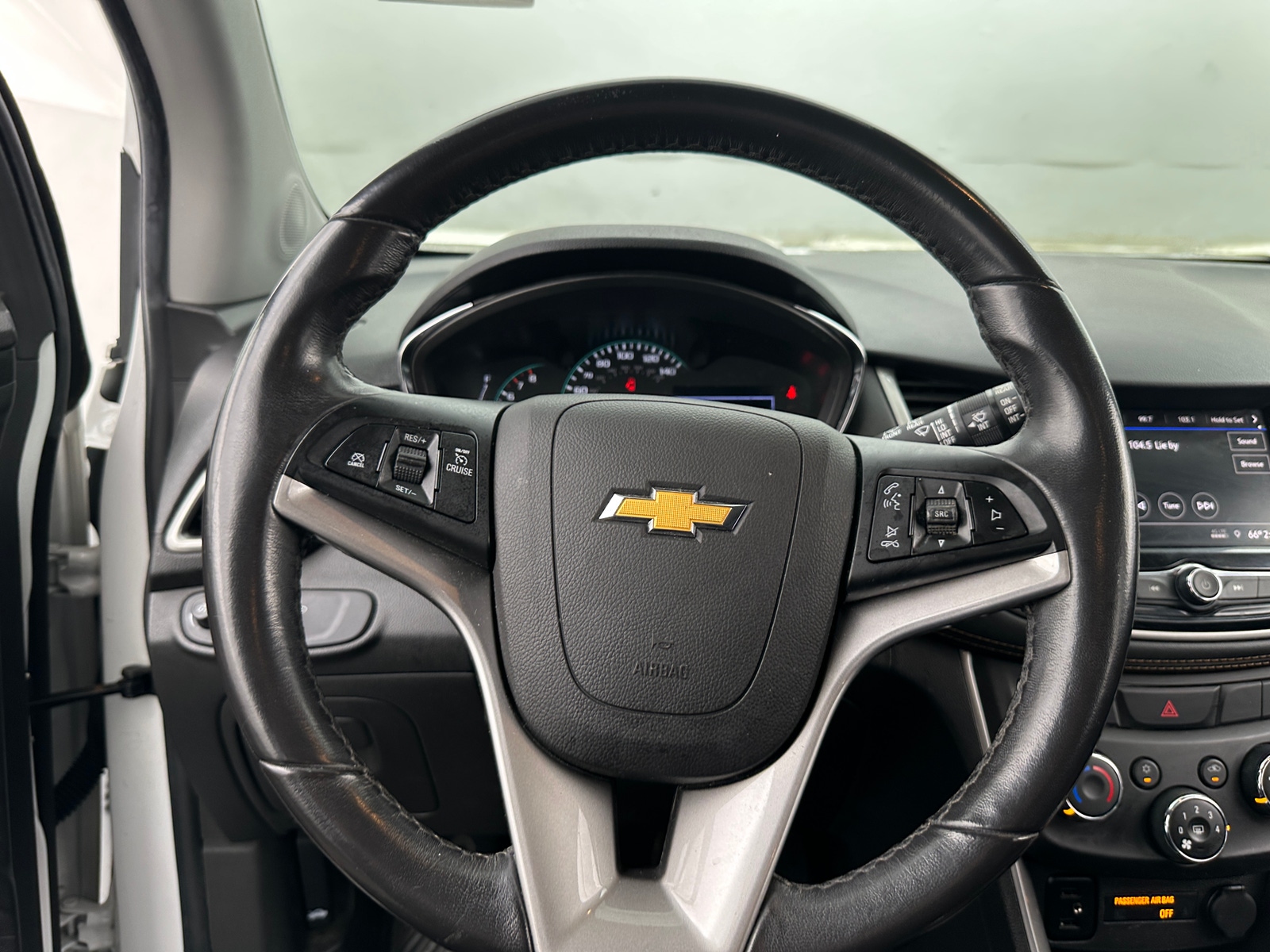 Thumbnail: 2020 Chevrolet Trax - 5