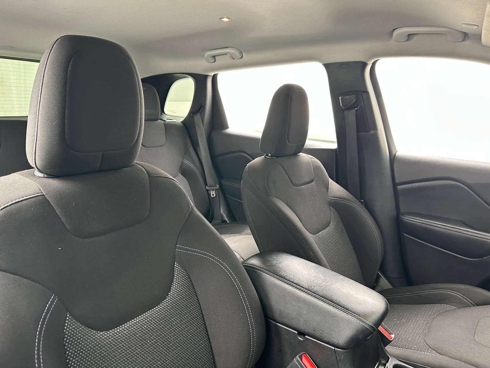 Thumbnail: 2020 Jeep Cherokee - 2