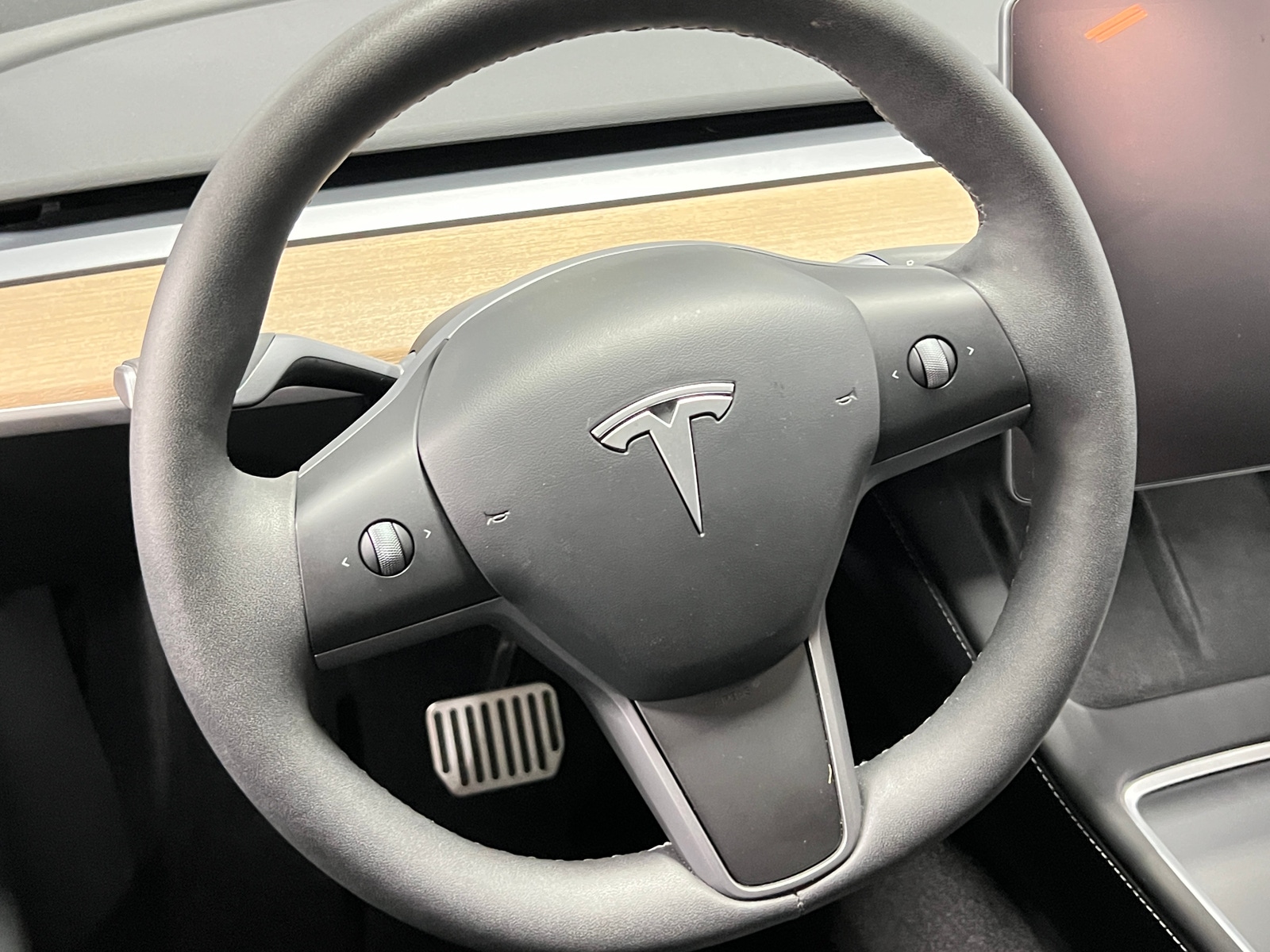 Thumbnail: 2024 Tesla Model Y - 4