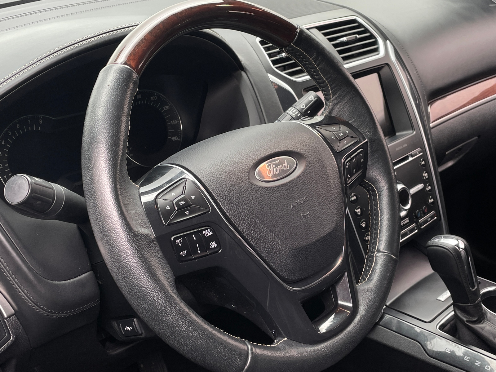 Thumbnail: 2018 Ford Explorer - 4