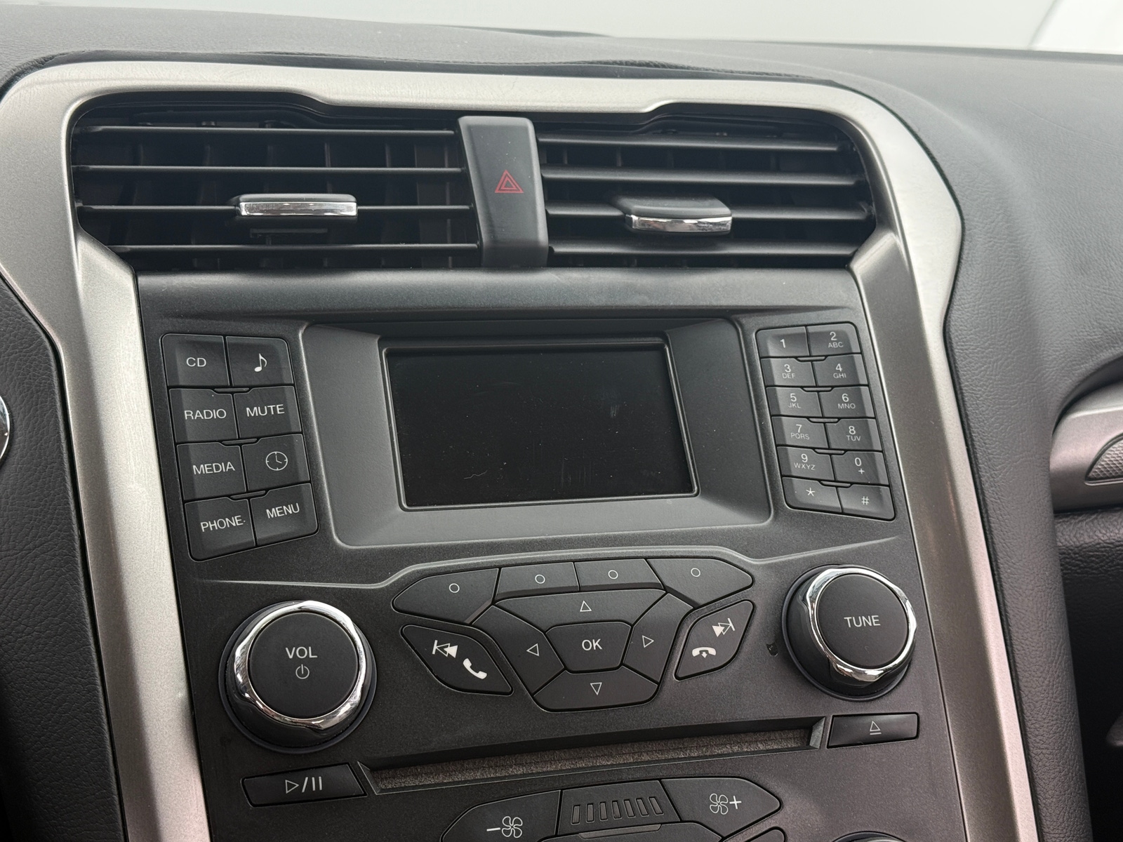 Thumbnail: 2018 Ford Fusion - 4