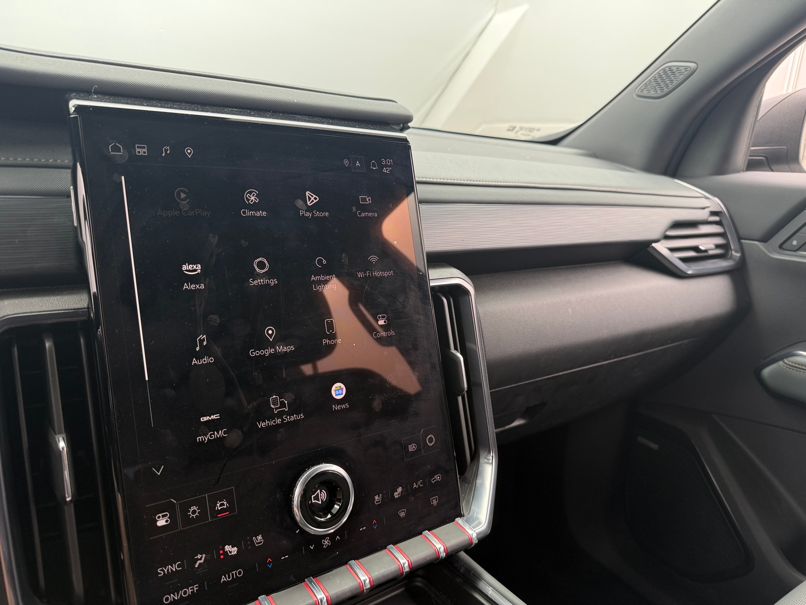 Thumbnail: 2024 GMC Acadia - 4