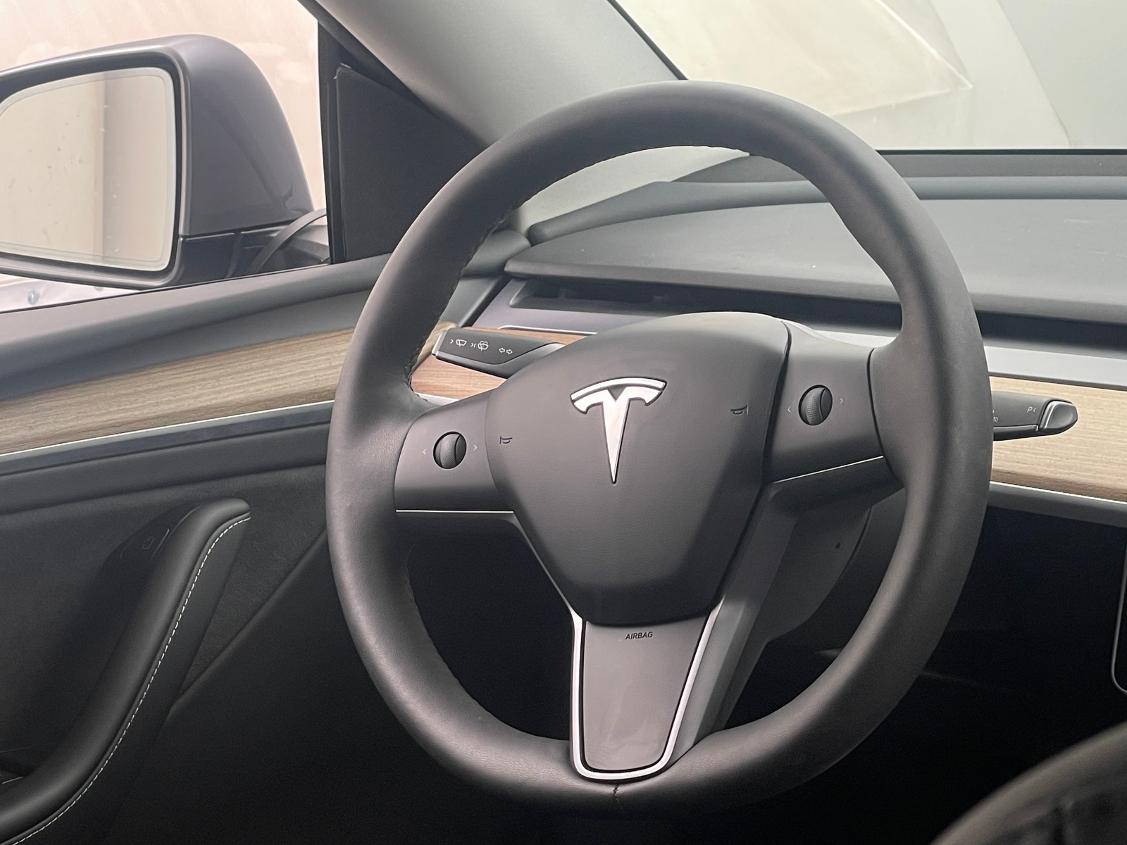 Thumbnail: 2025 Tesla Model Y - 4