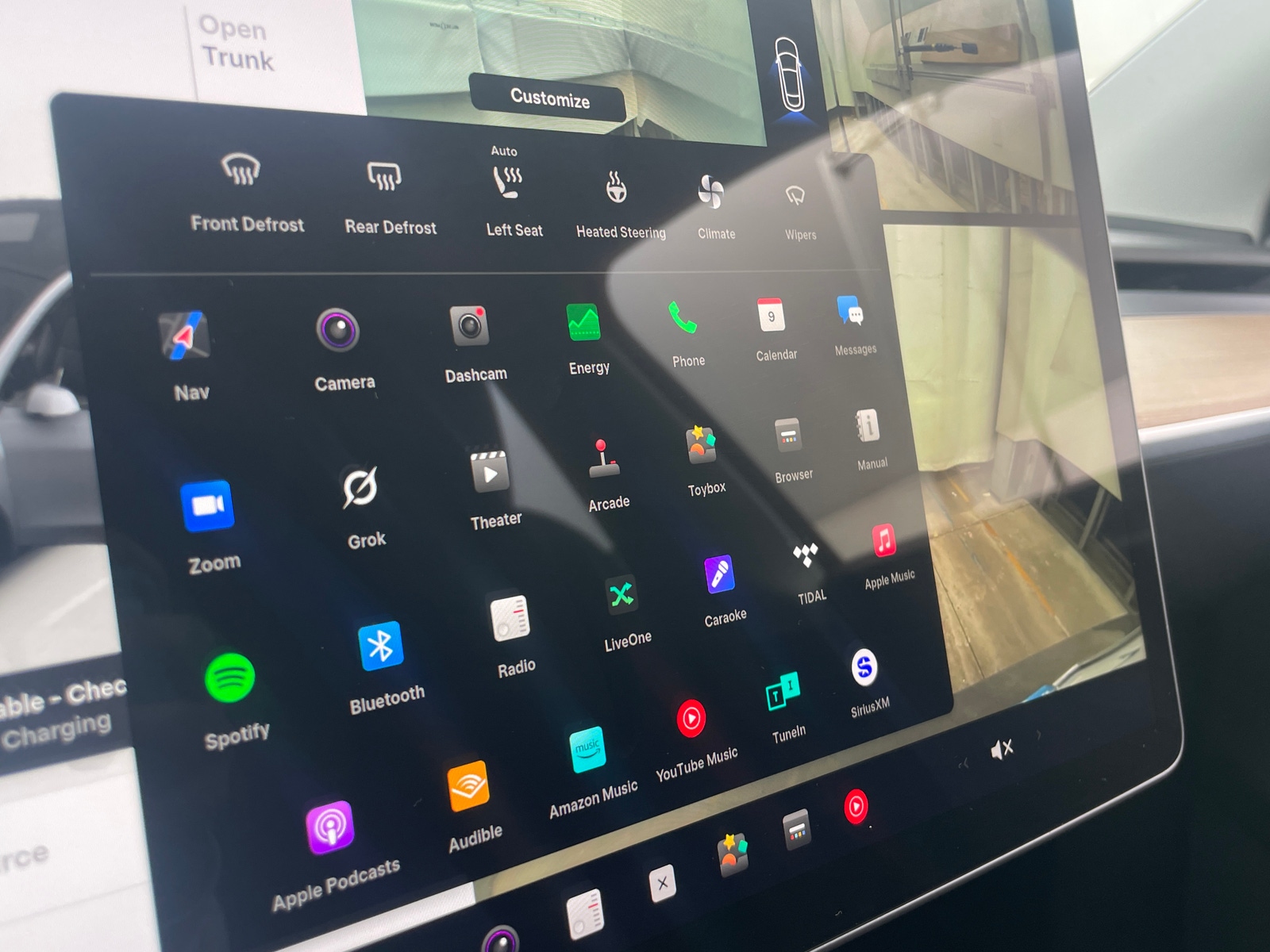 Thumbnail: 2025 Tesla Model Y - 3