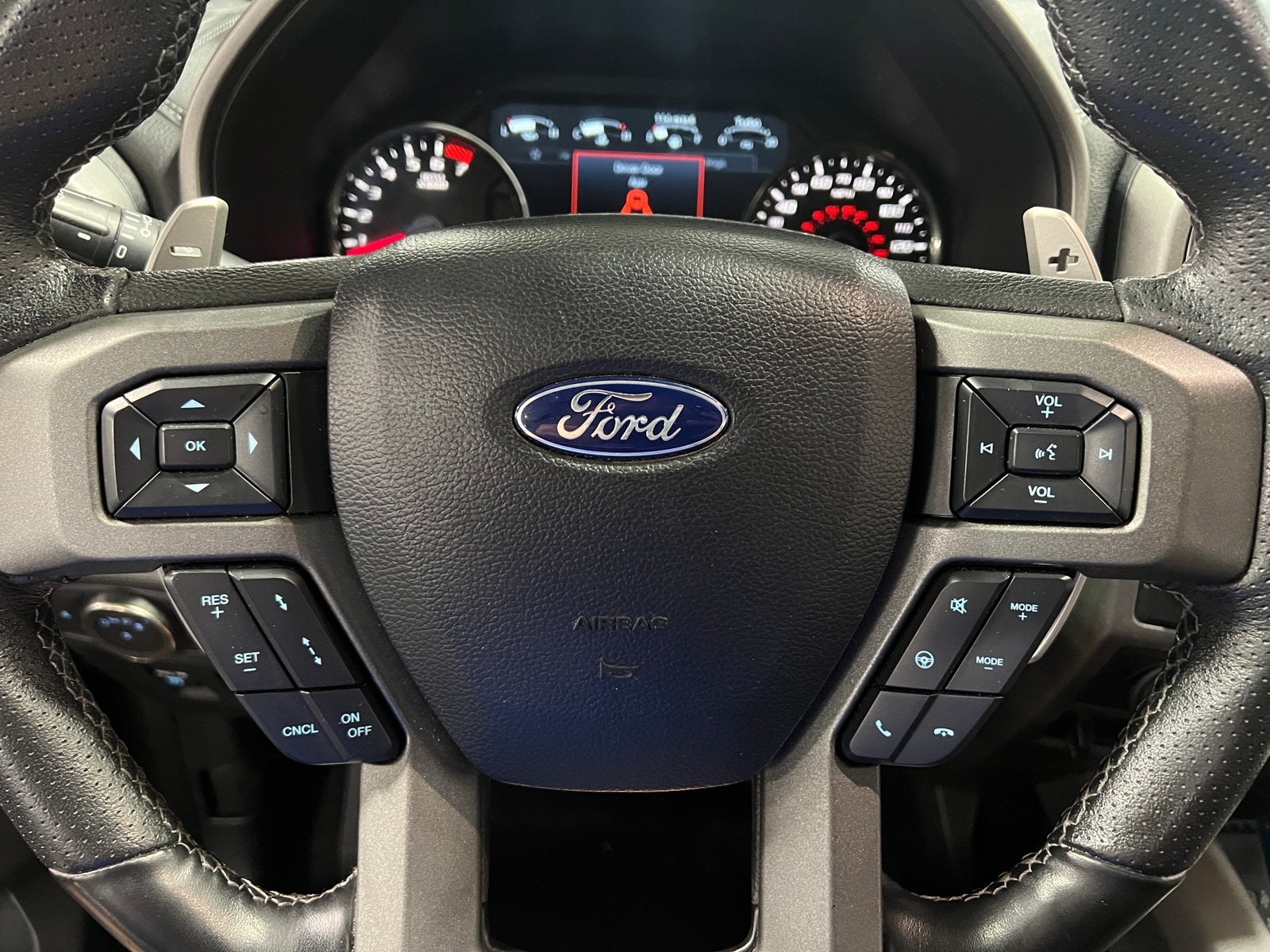 Thumbnail: 2019 Ford Econoline - 4