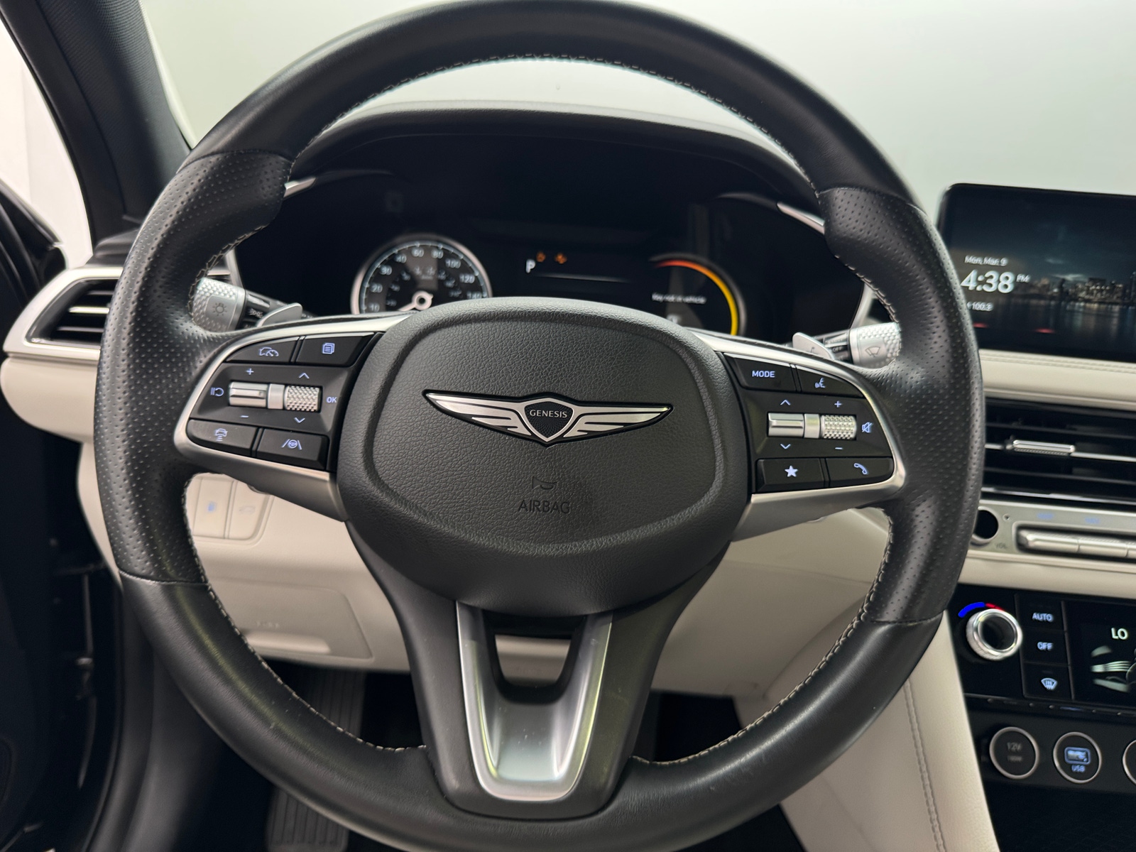 Thumbnail: 2025 Genesis G70 - 4