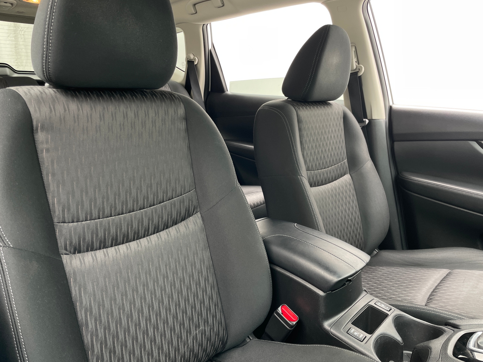 Thumbnail: 2020 Nissan Rogue - 2