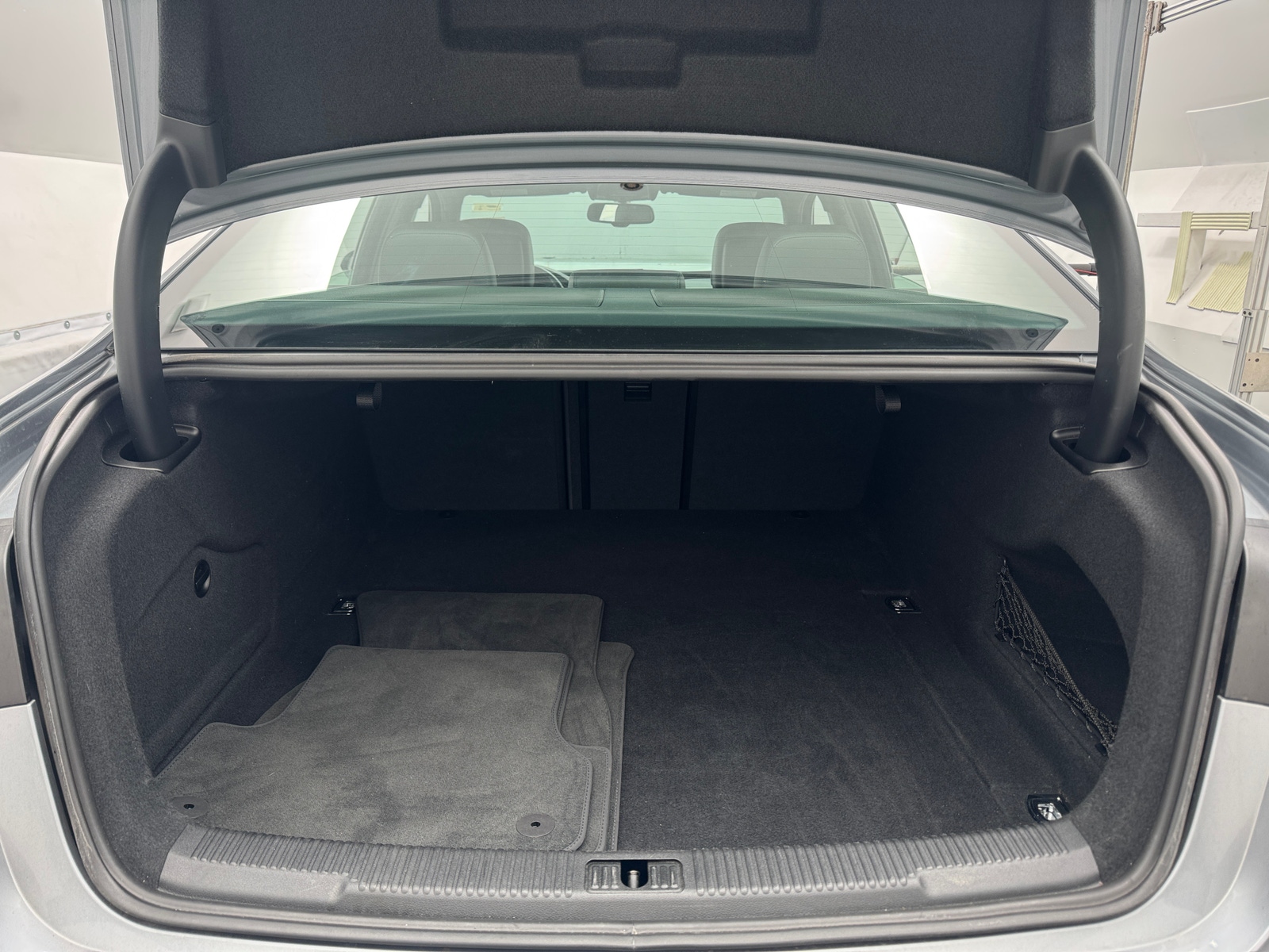 Thumbnail: 2018 Audi A6 - 6