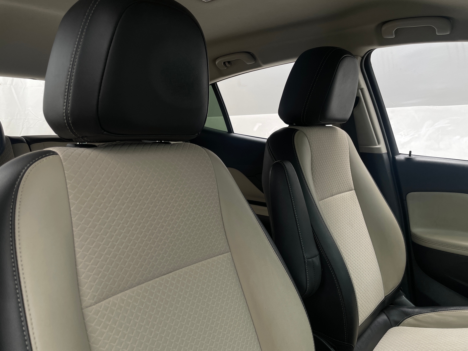 Thumbnail: 2021 Buick Encore - 2