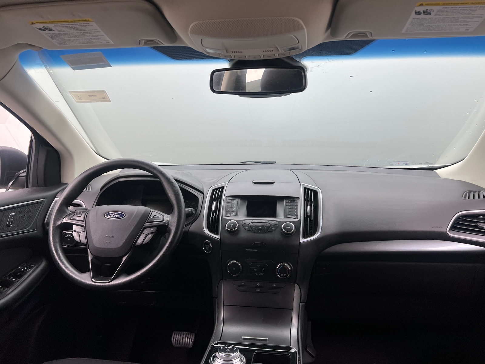 Thumbnail: 2019 Ford Edge - 3