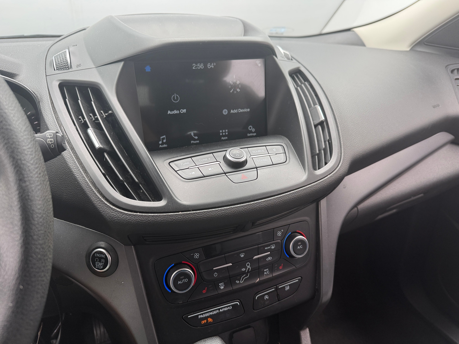 Thumbnail: 2019 Ford Escape - 4