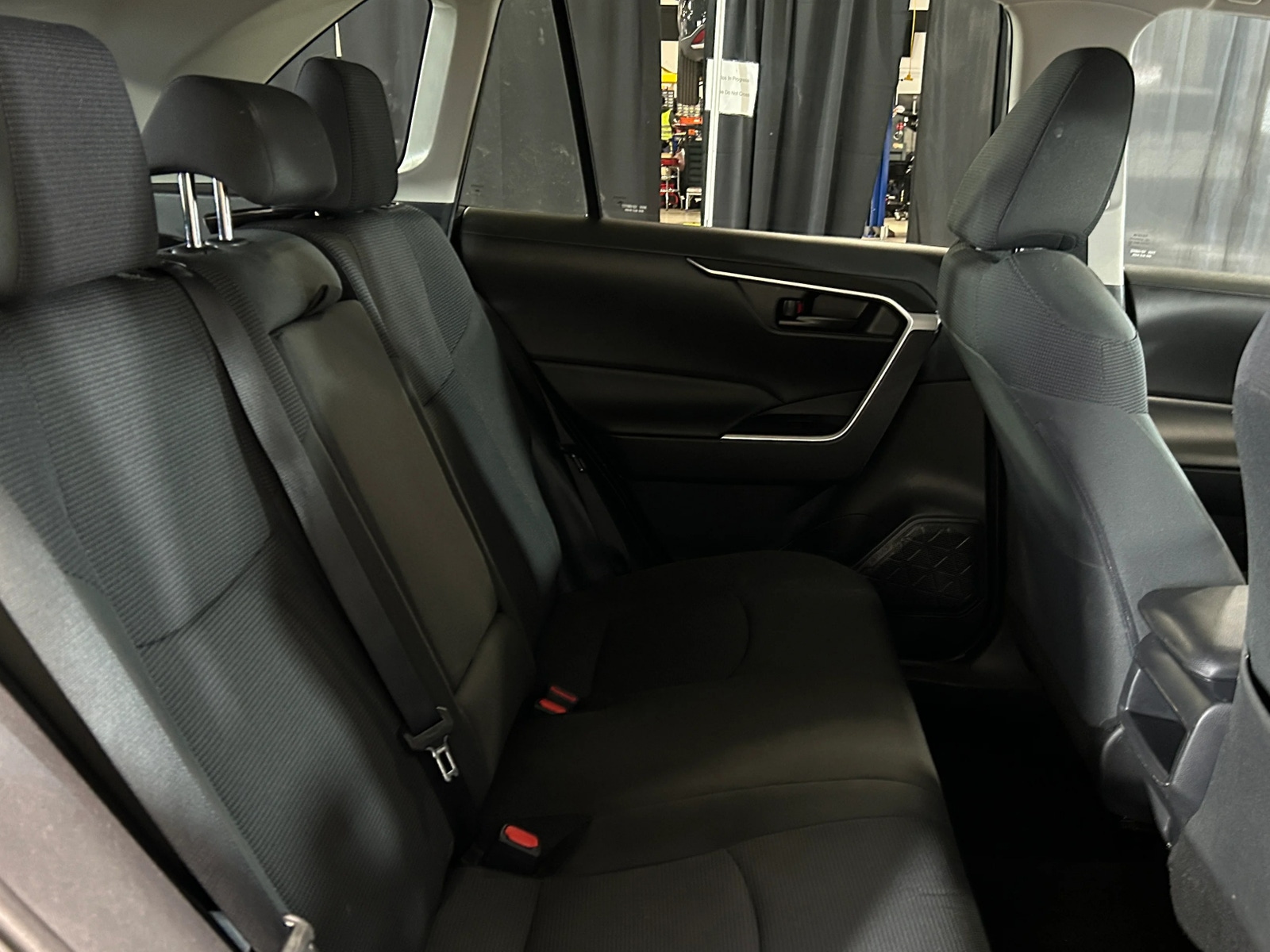 Thumbnail: 2020 Toyota RAV4 - 6