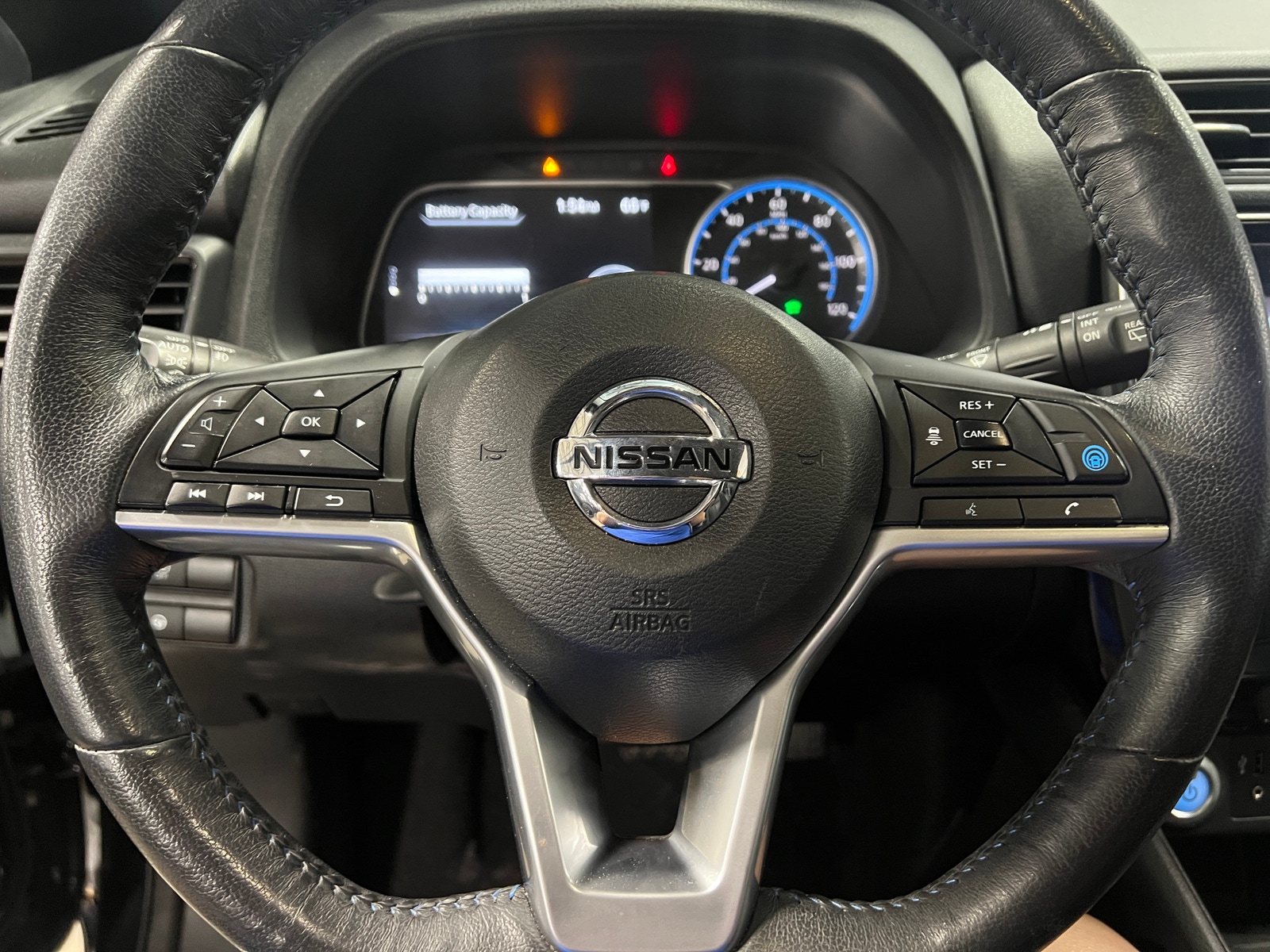 Thumbnail: 2018 Nissan Leaf - 4