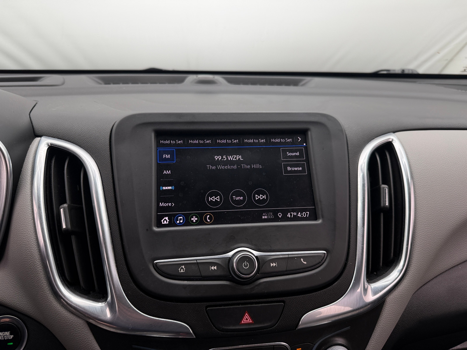 Thumbnail: 2021 Chevrolet Equinox - 4