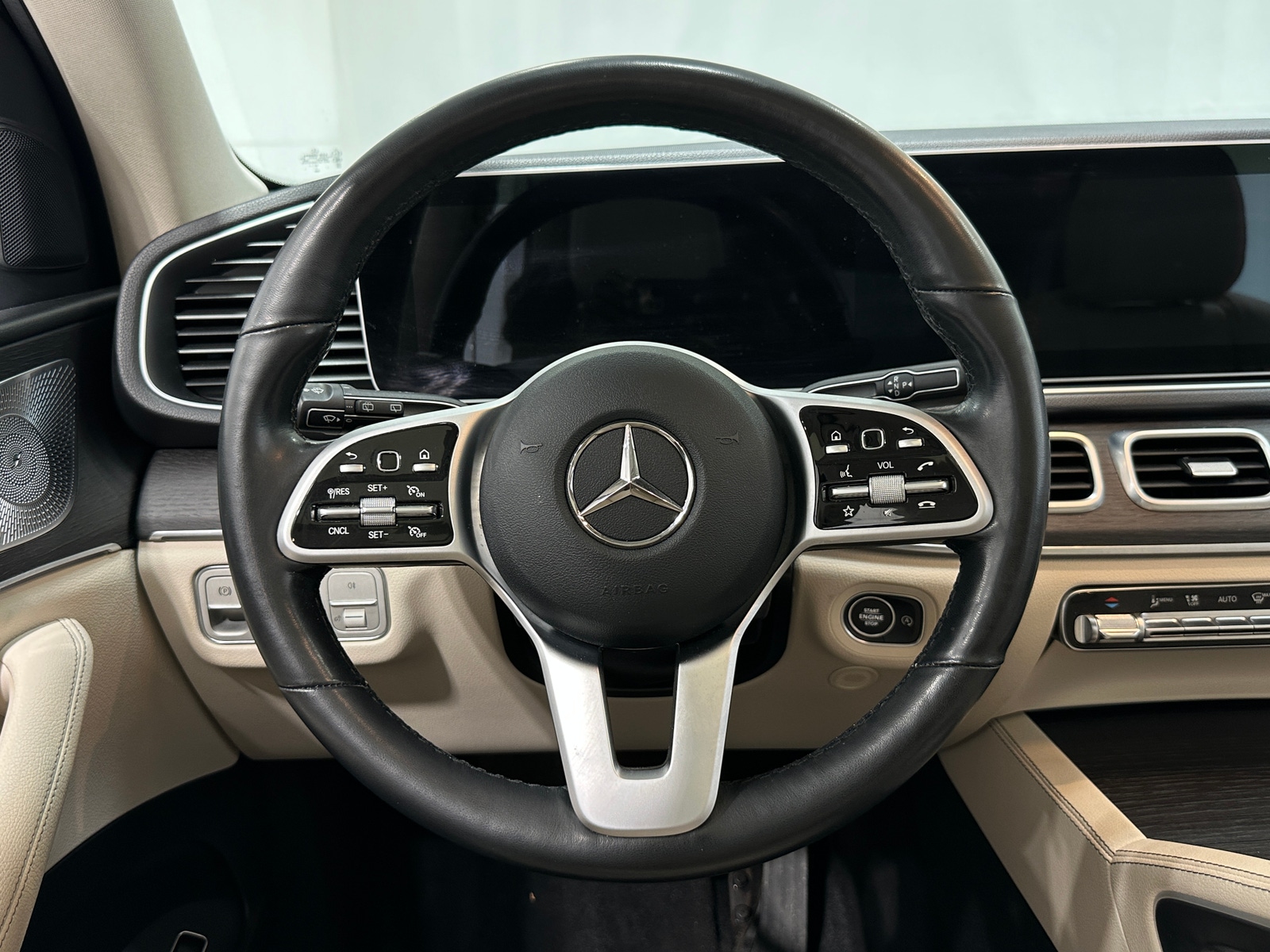 Thumbnail: 2021 Mercedes-Benz GLE - 4