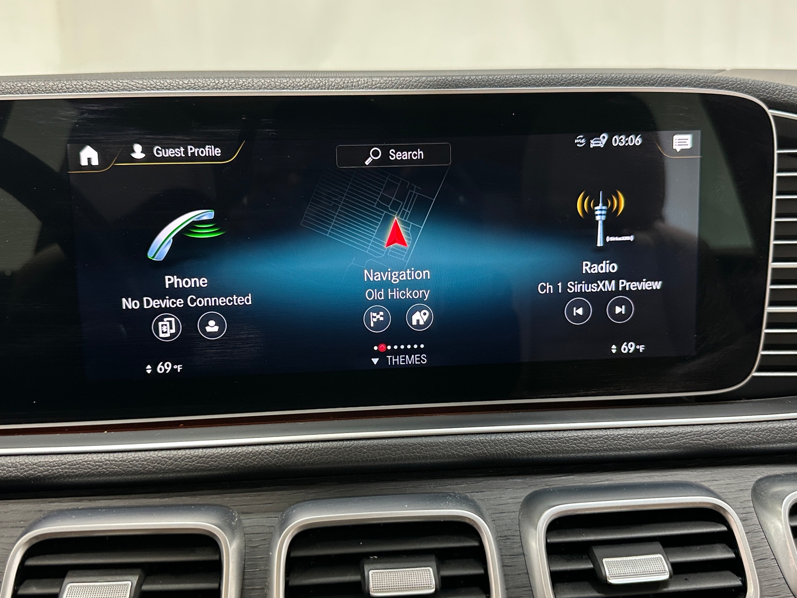 Thumbnail: 2021 Mercedes-Benz GLE - 3