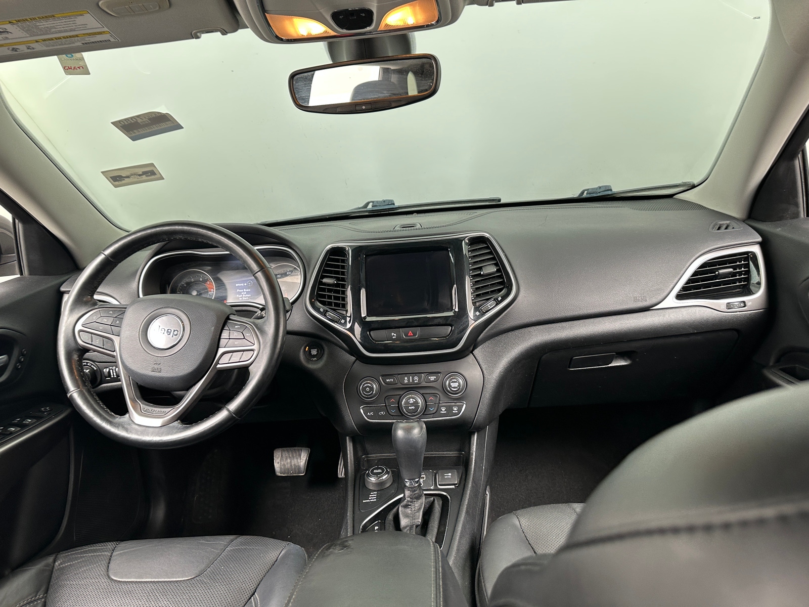 Thumbnail: 2019 Jeep Cherokee - 2