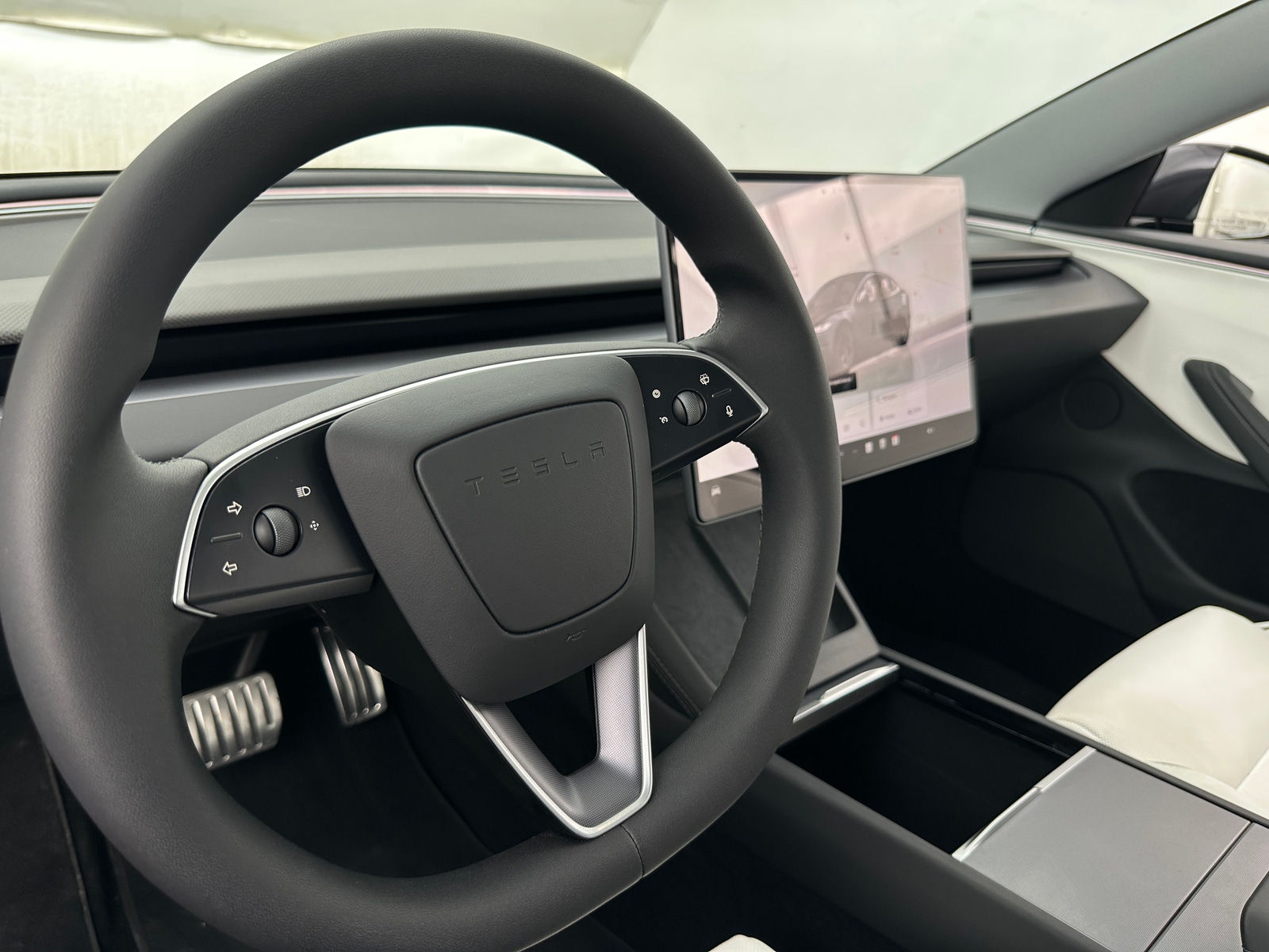 Thumbnail: 2025 Tesla Model 3 - 4