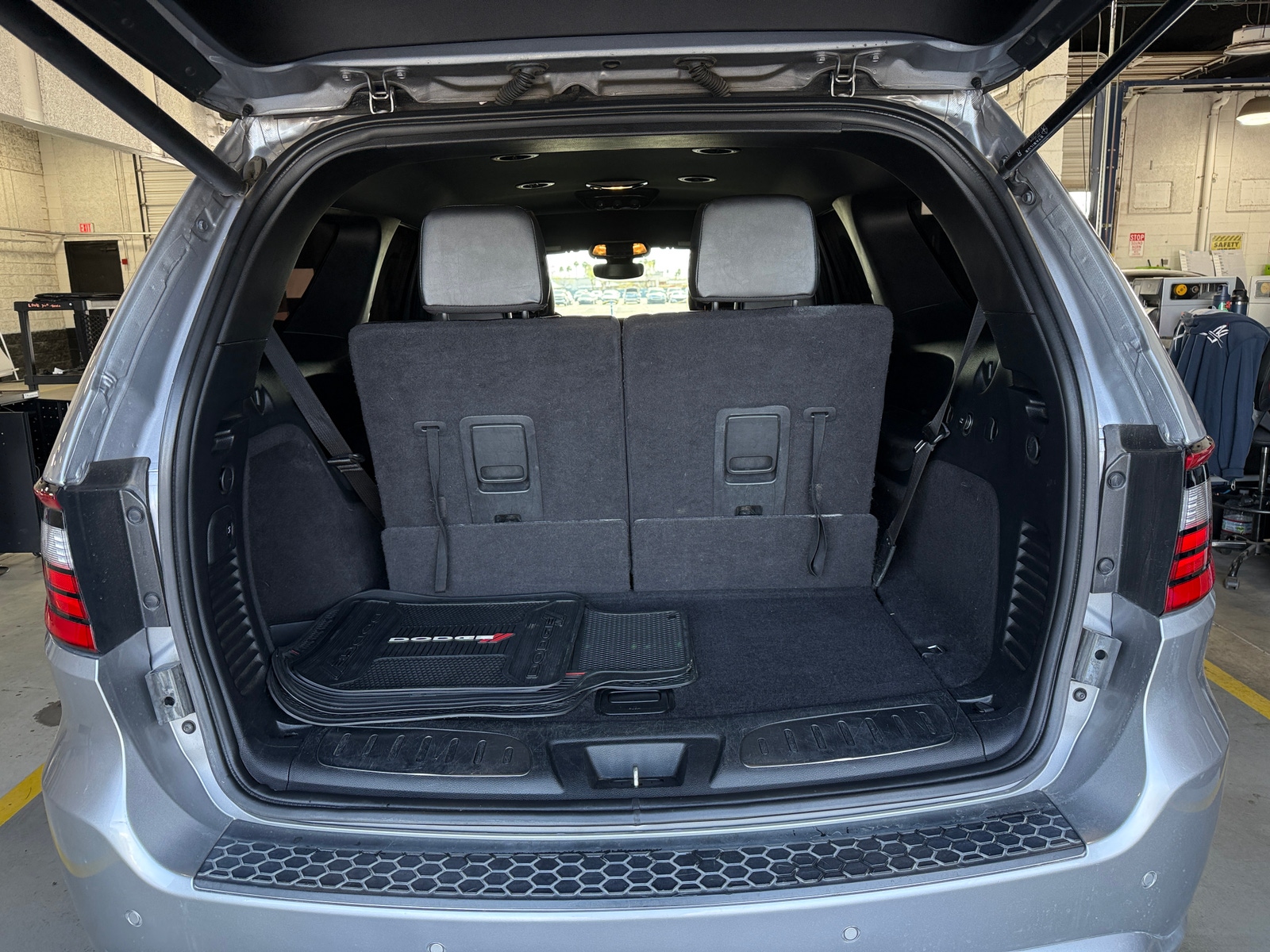 Thumbnail: 2020 Dodge Durango - 6