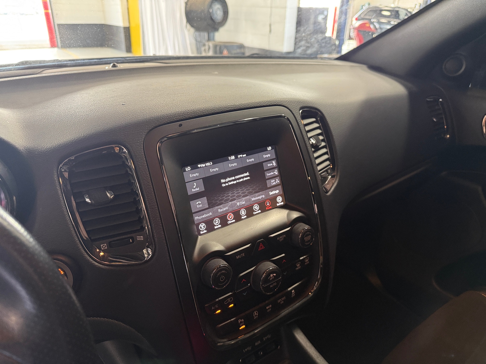 Thumbnail: 2020 Dodge Durango - 3