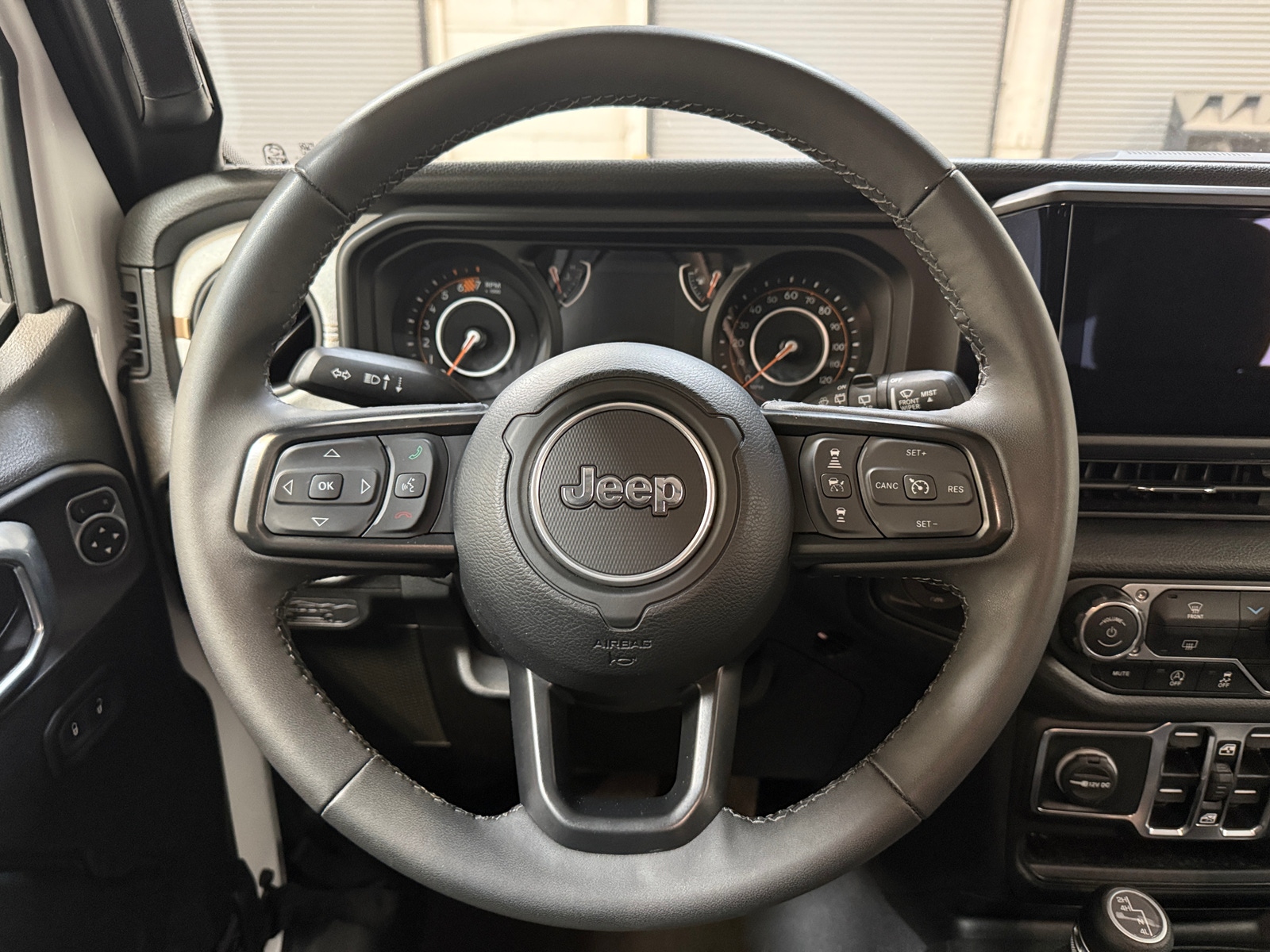 Thumbnail: 2025 Jeep Wrangler - 5