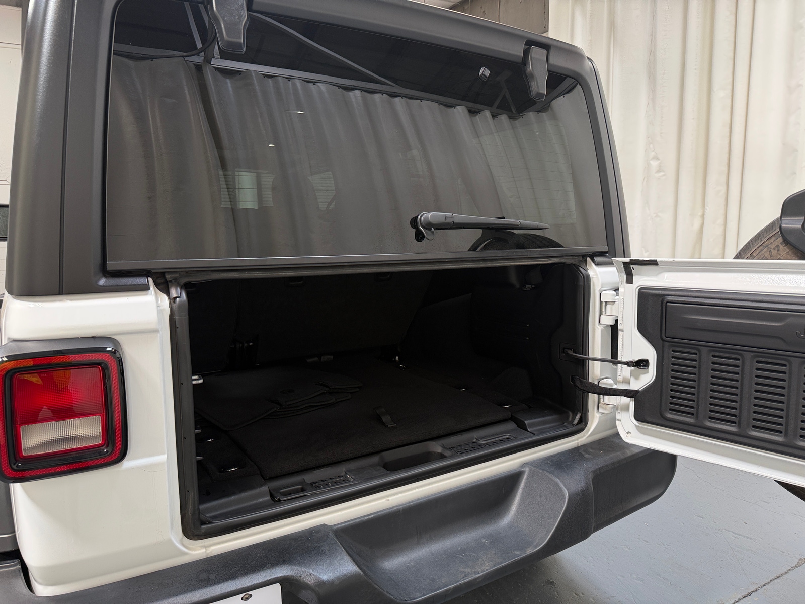 Thumbnail: 2025 Jeep Wrangler - 7