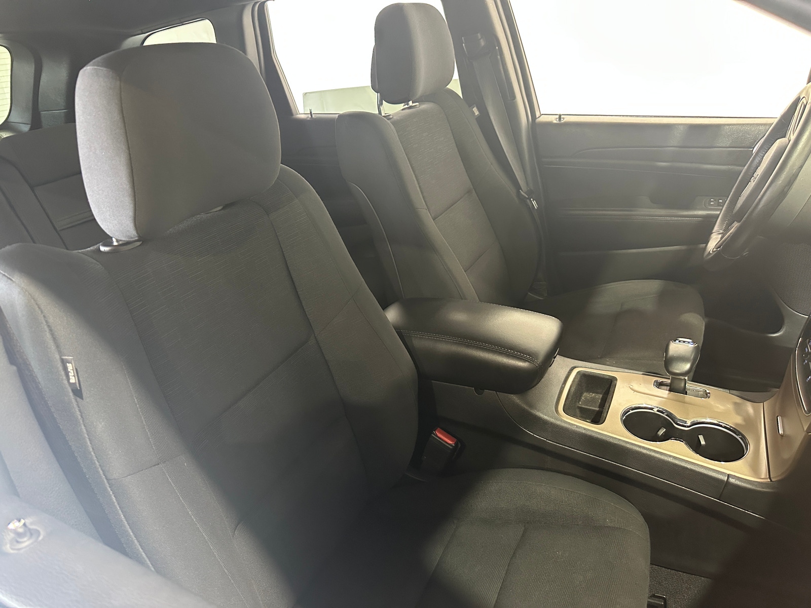 Thumbnail: 2015 Jeep Grand Cherokee - 2