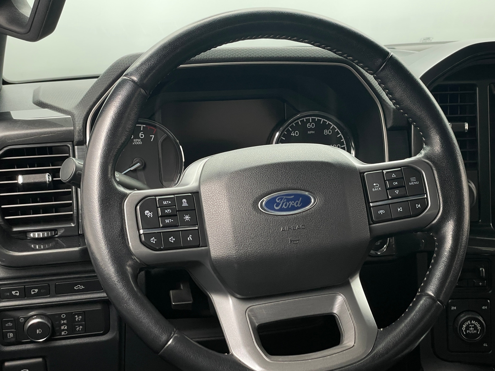 Thumbnail: 2021 Ford Econoline - 5