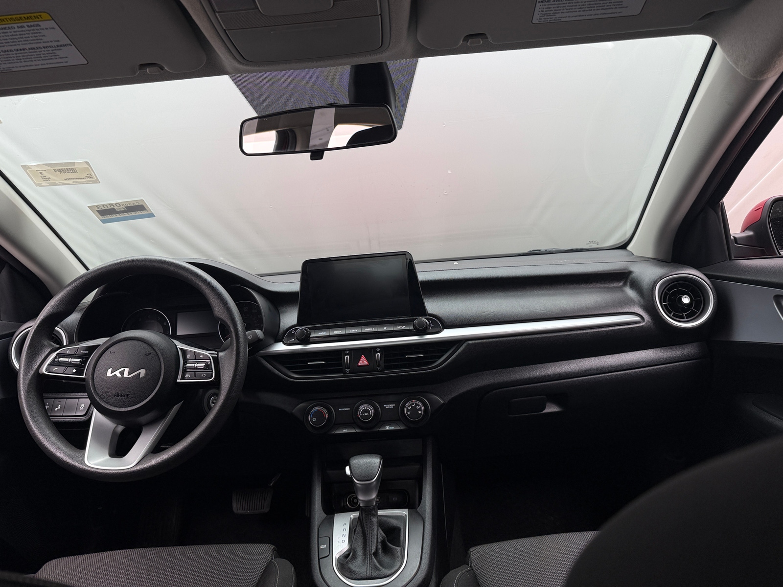 Thumbnail: 2024 Kia Forte - 3