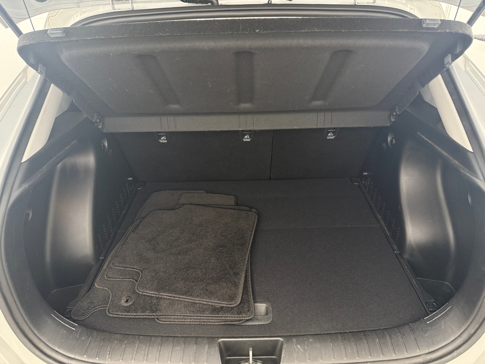 Thumbnail: 2024 Hyundai Kona - 7