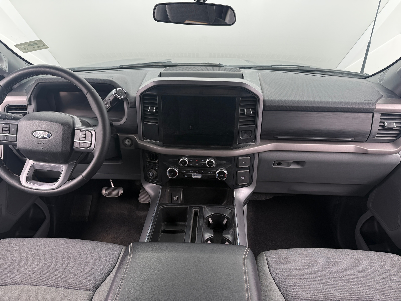 Thumbnail: 2025 Ford Econoline - 3