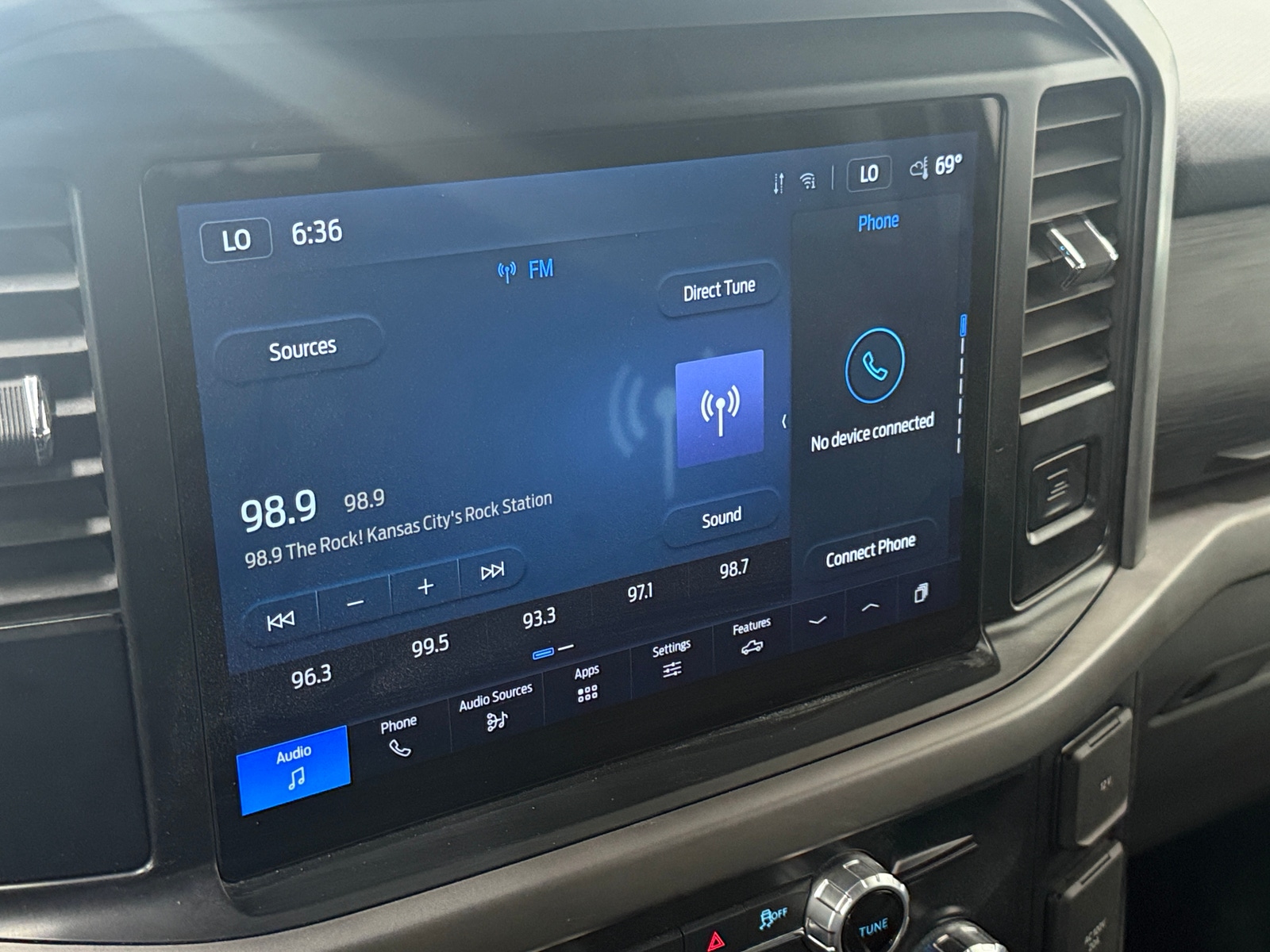 Thumbnail: 2025 Ford Econoline - 4