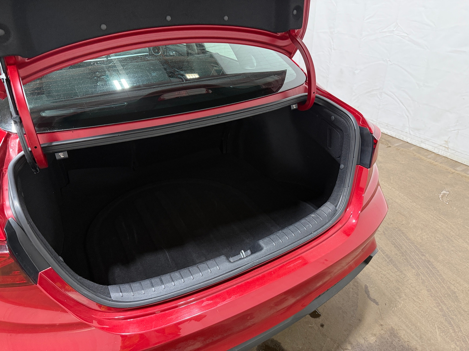 Thumbnail: 2024 Kia Forte - 7