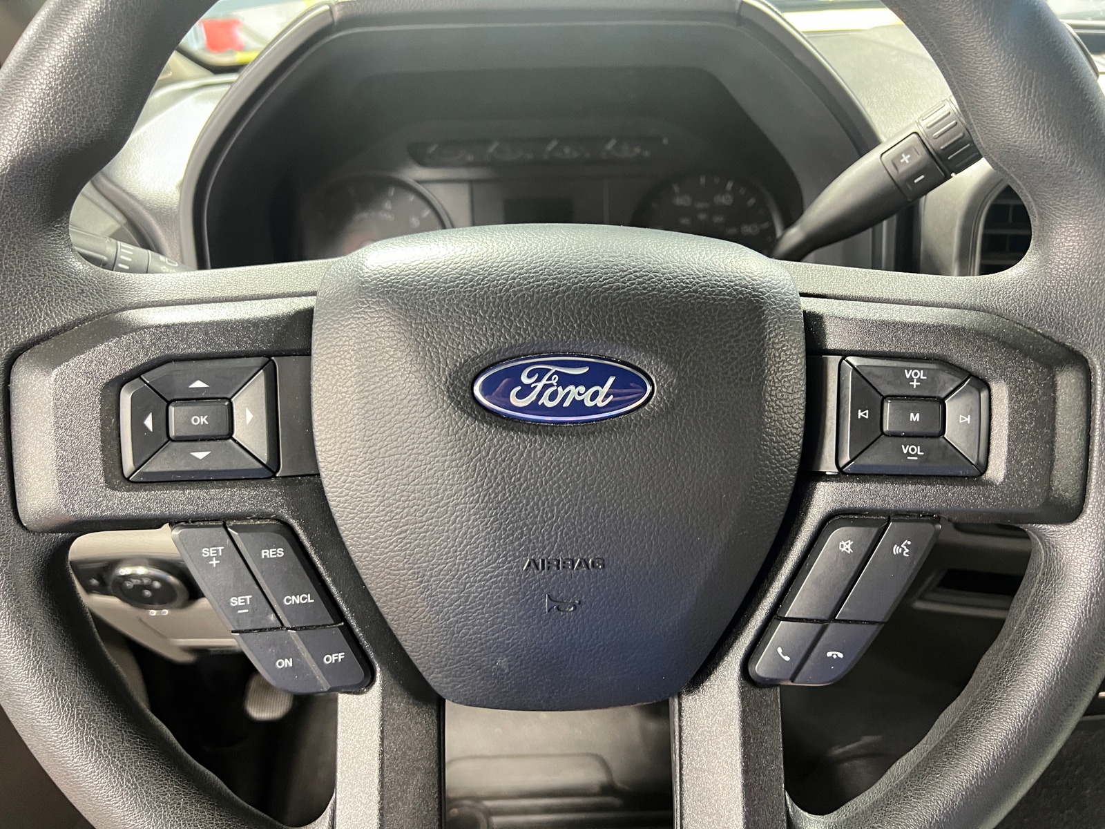 Thumbnail: 2022 Ford Econoline - 5