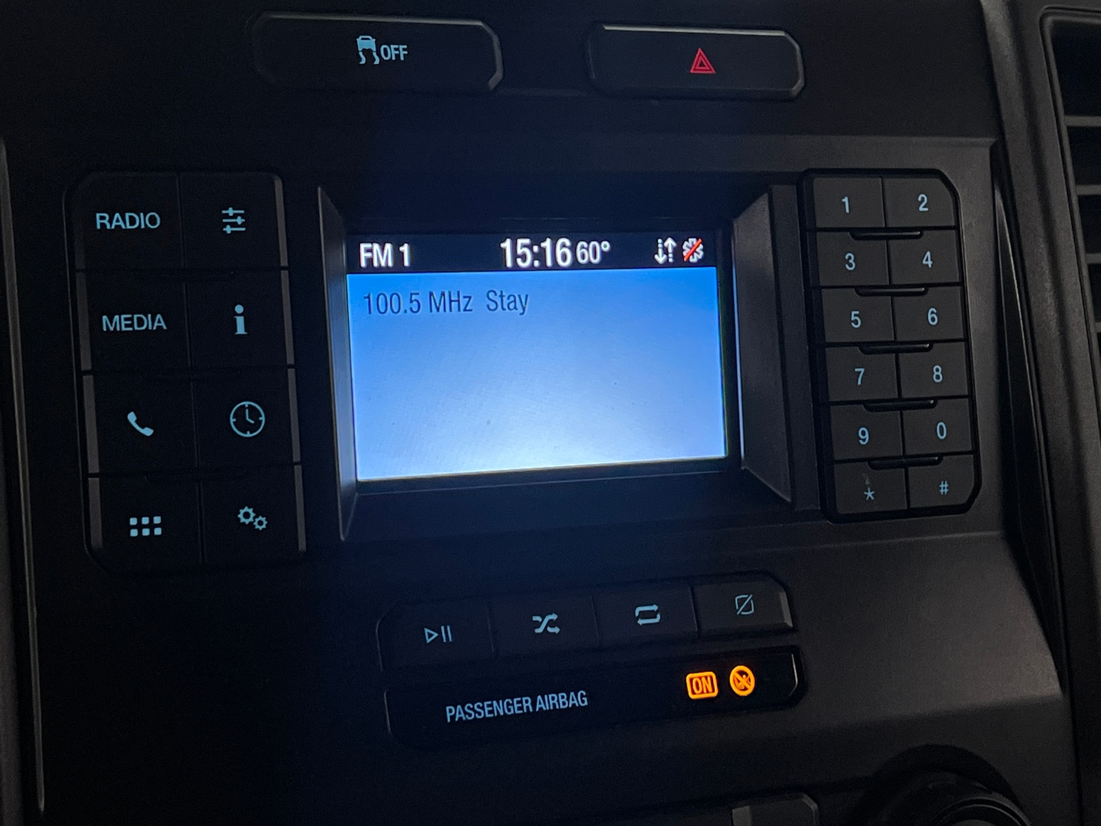 Thumbnail: 2022 Ford Econoline - 4