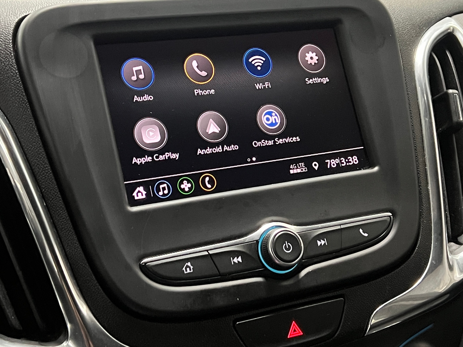 Thumbnail: 2021 Chevrolet Equinox - 4