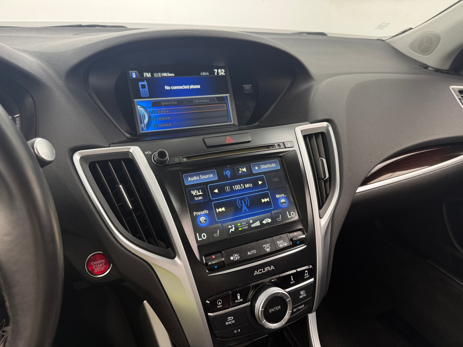 Thumbnail: 2015 Acura TLX - 3