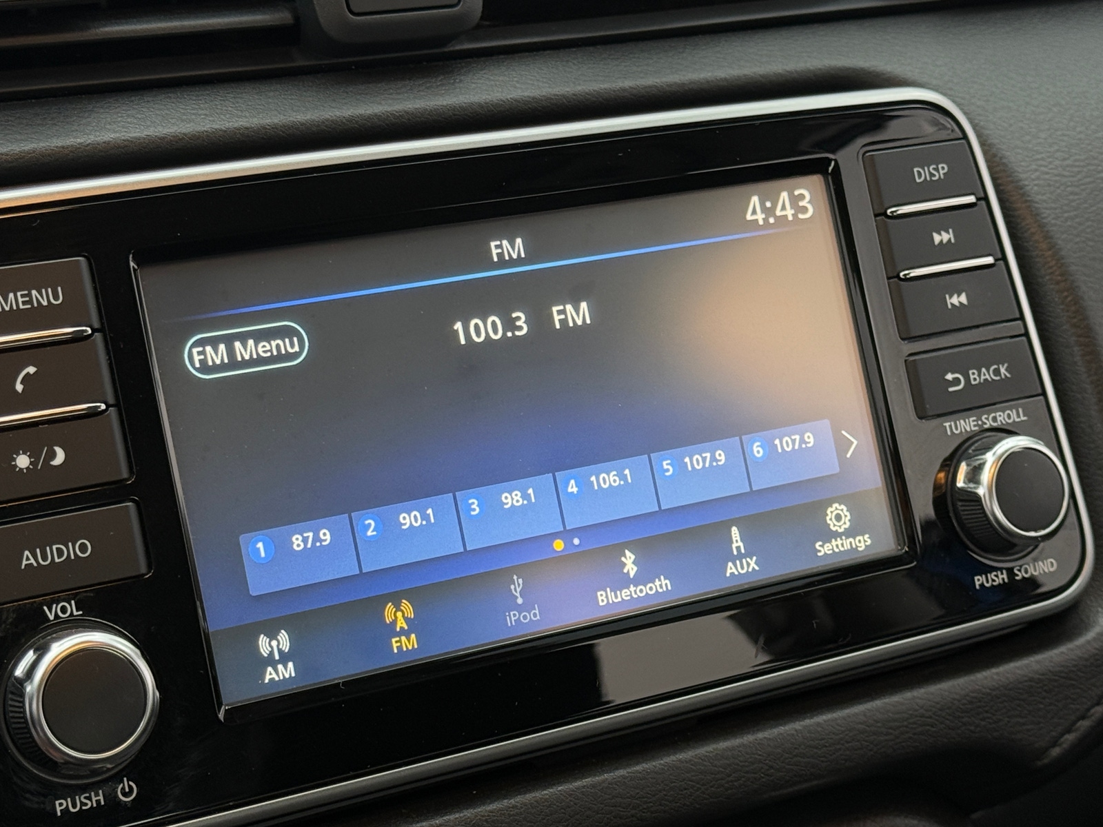 Thumbnail: 2020 Nissan Versa - 4