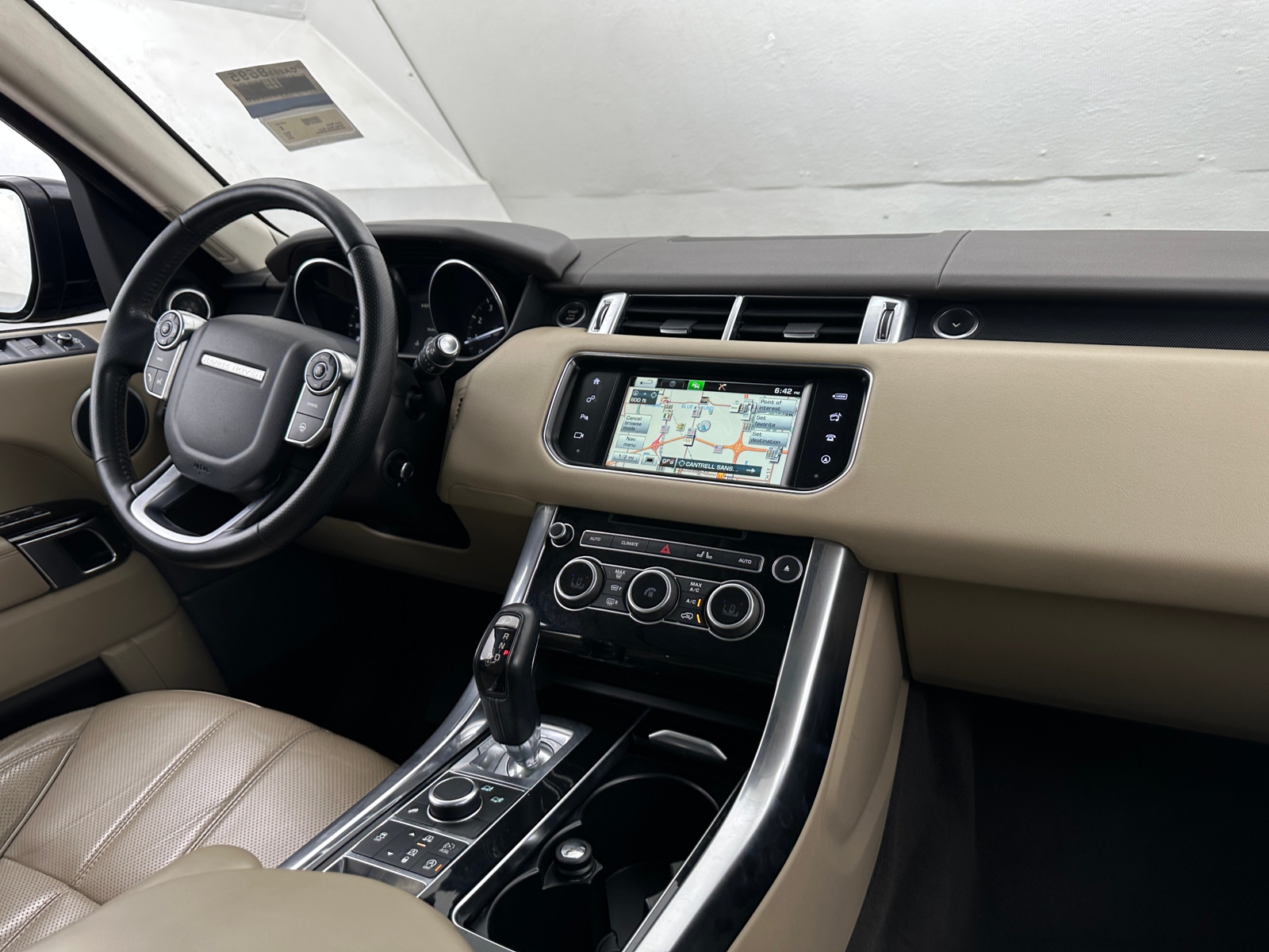 Thumbnail: 2016 Land Rover Range Rover Sport - 2