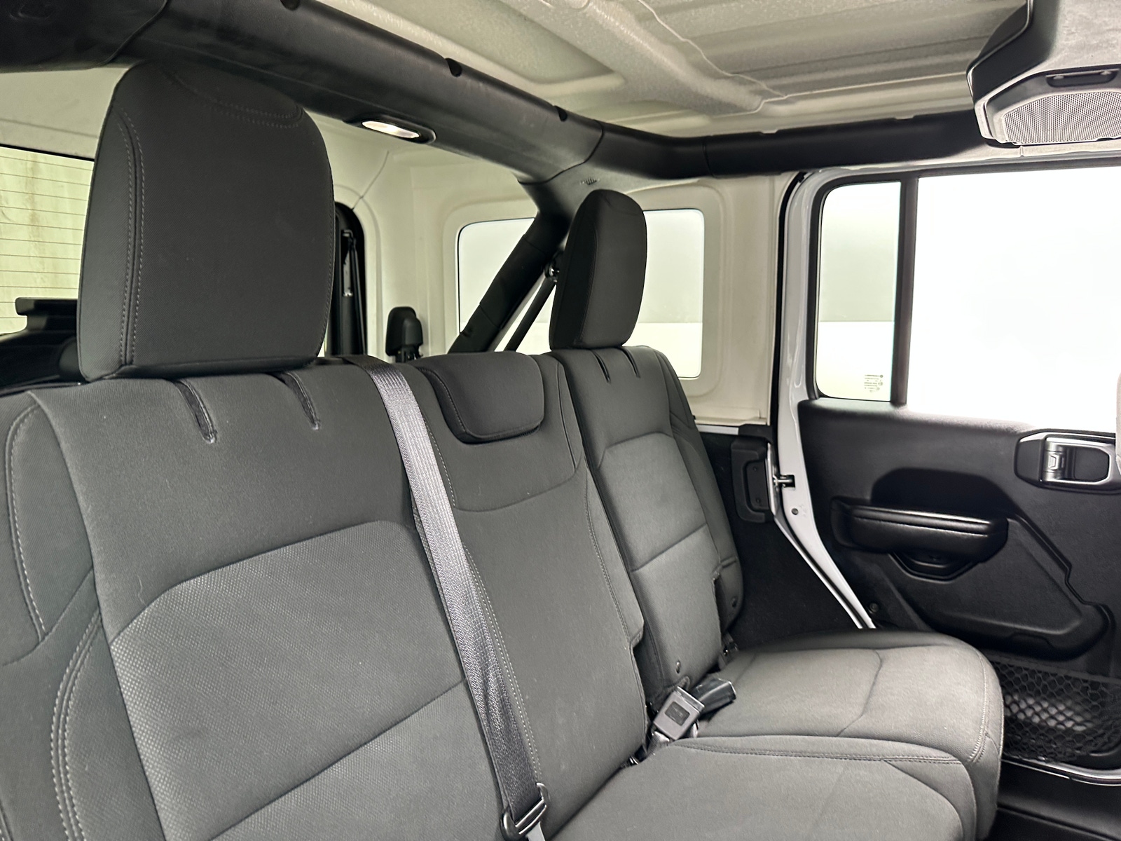 Thumbnail: 2018 Jeep Wrangler - 6